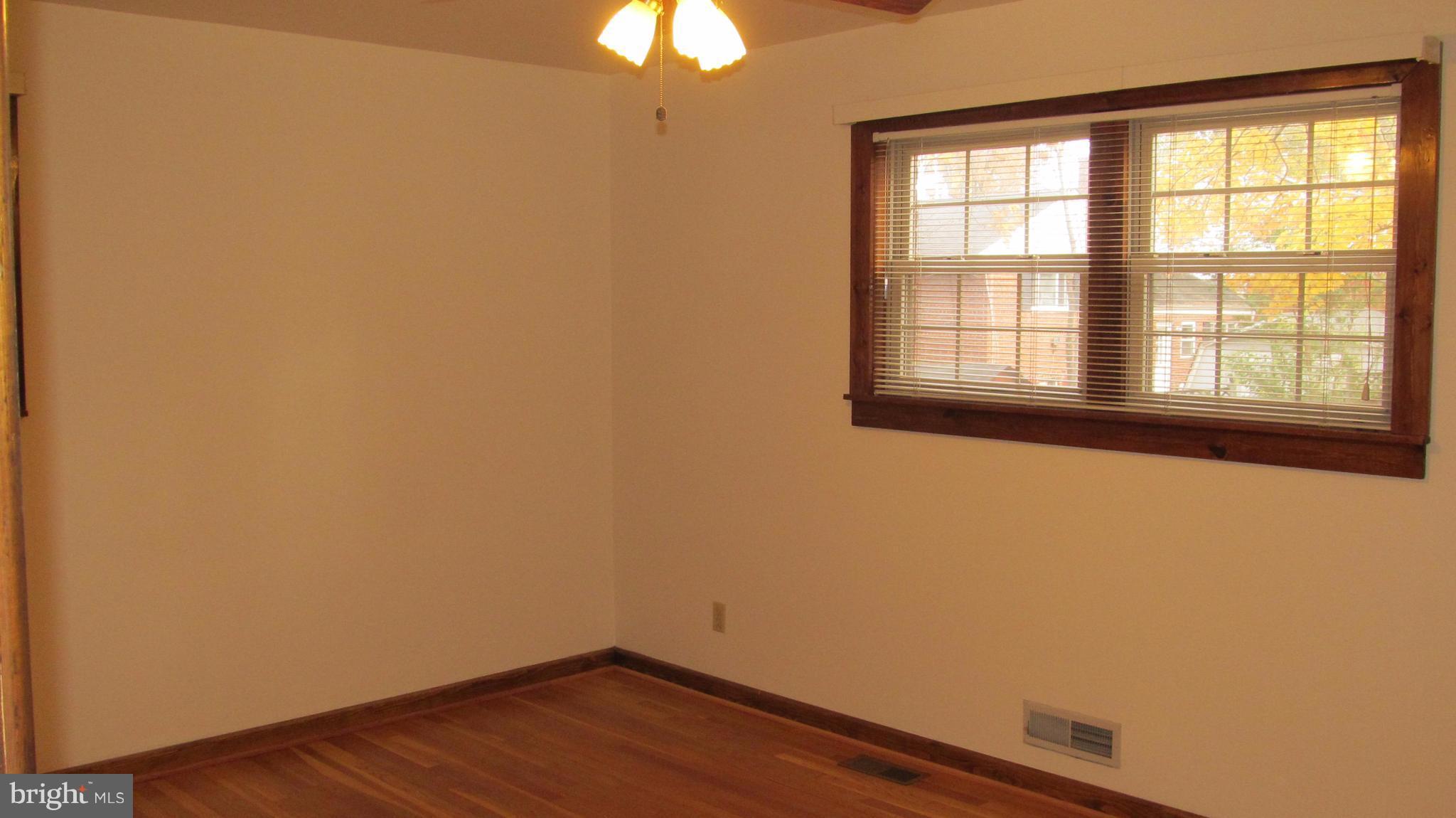 FRANKLIN PARK - Residential Lease