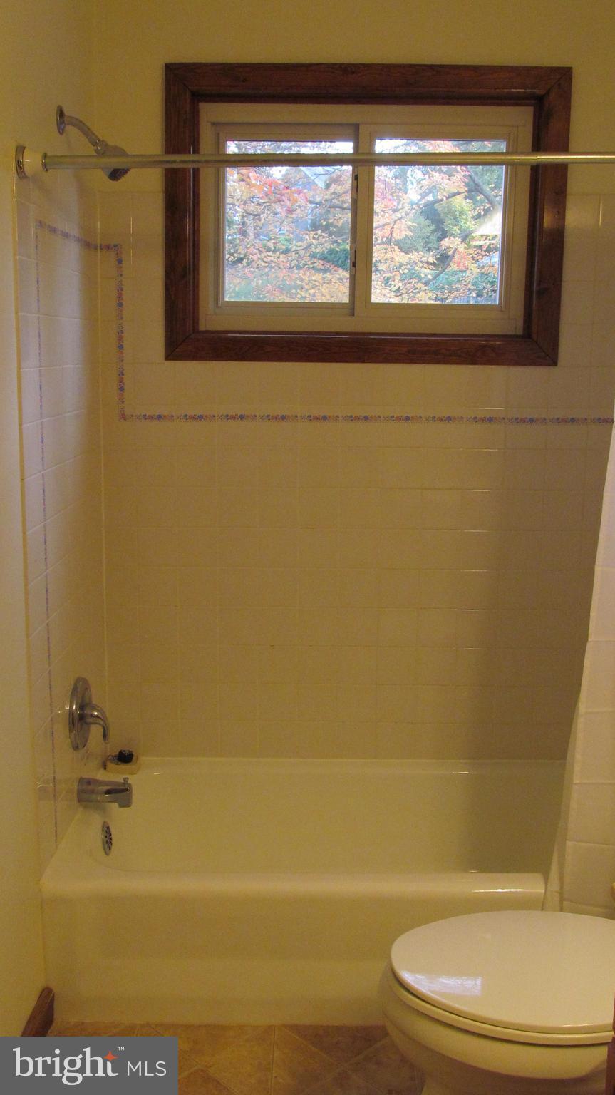 FRANKLIN PARK - Residential Lease