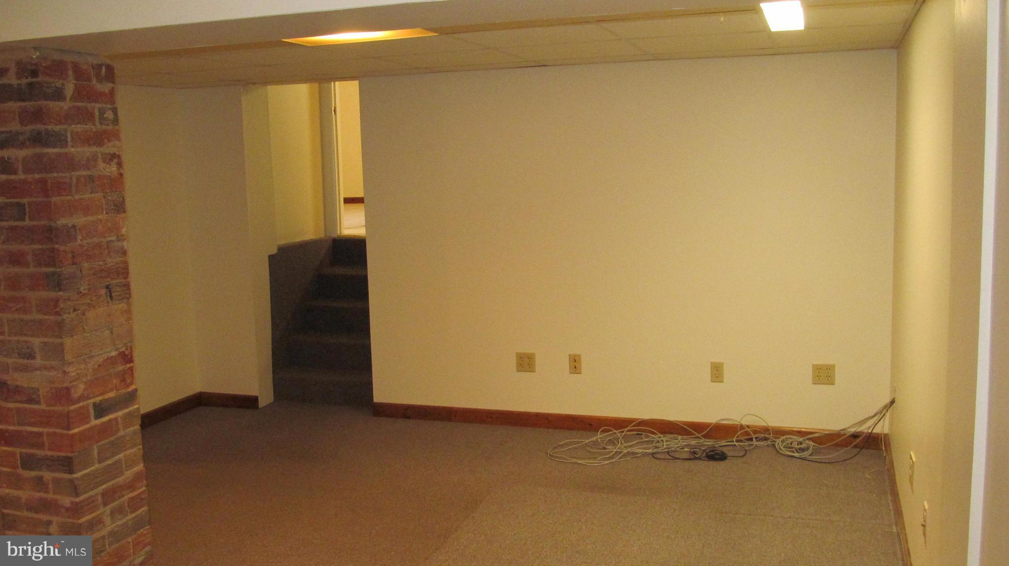 FRANKLIN PARK - Residential Lease