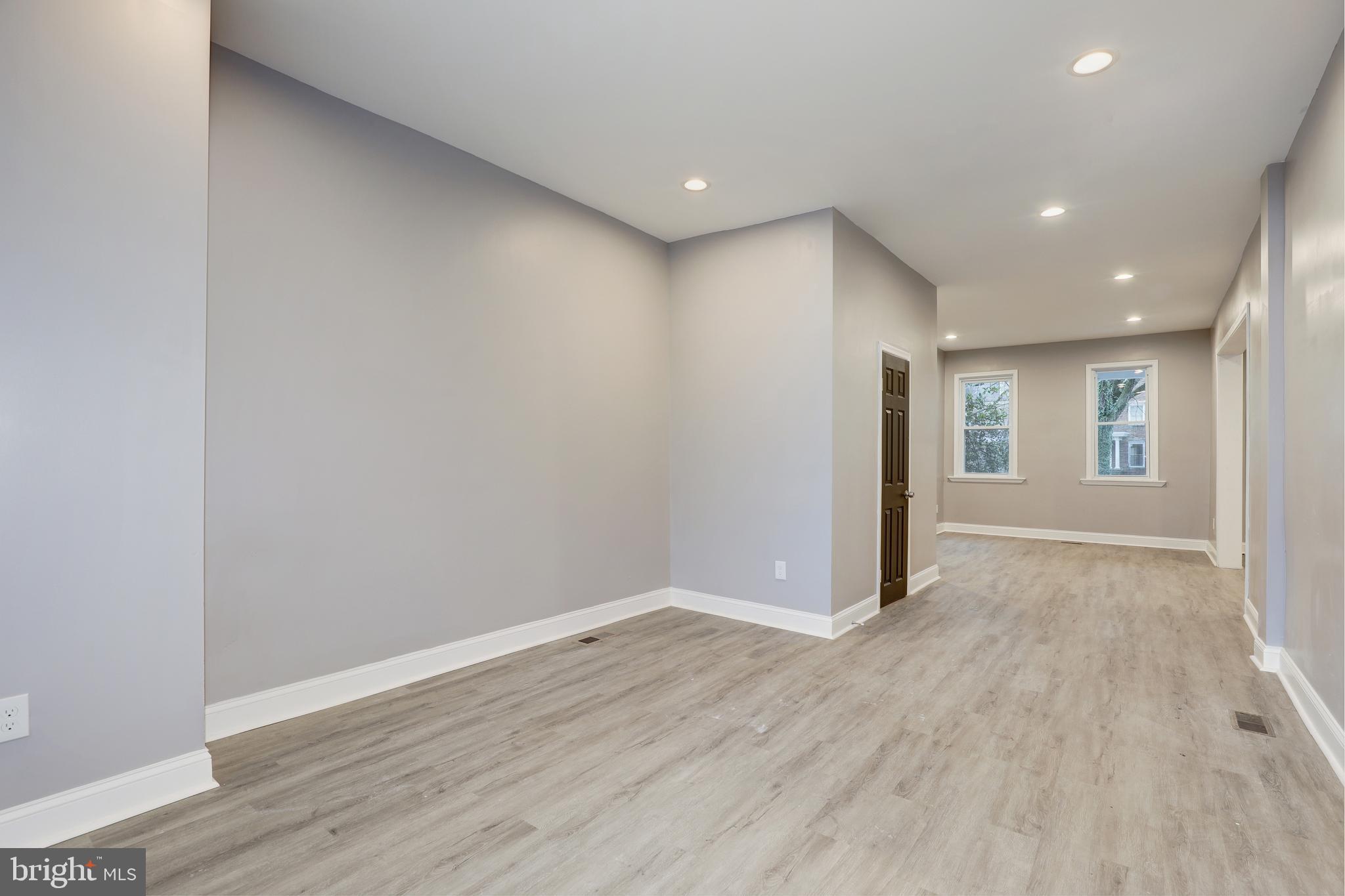 OAKENSHAWE - Residential