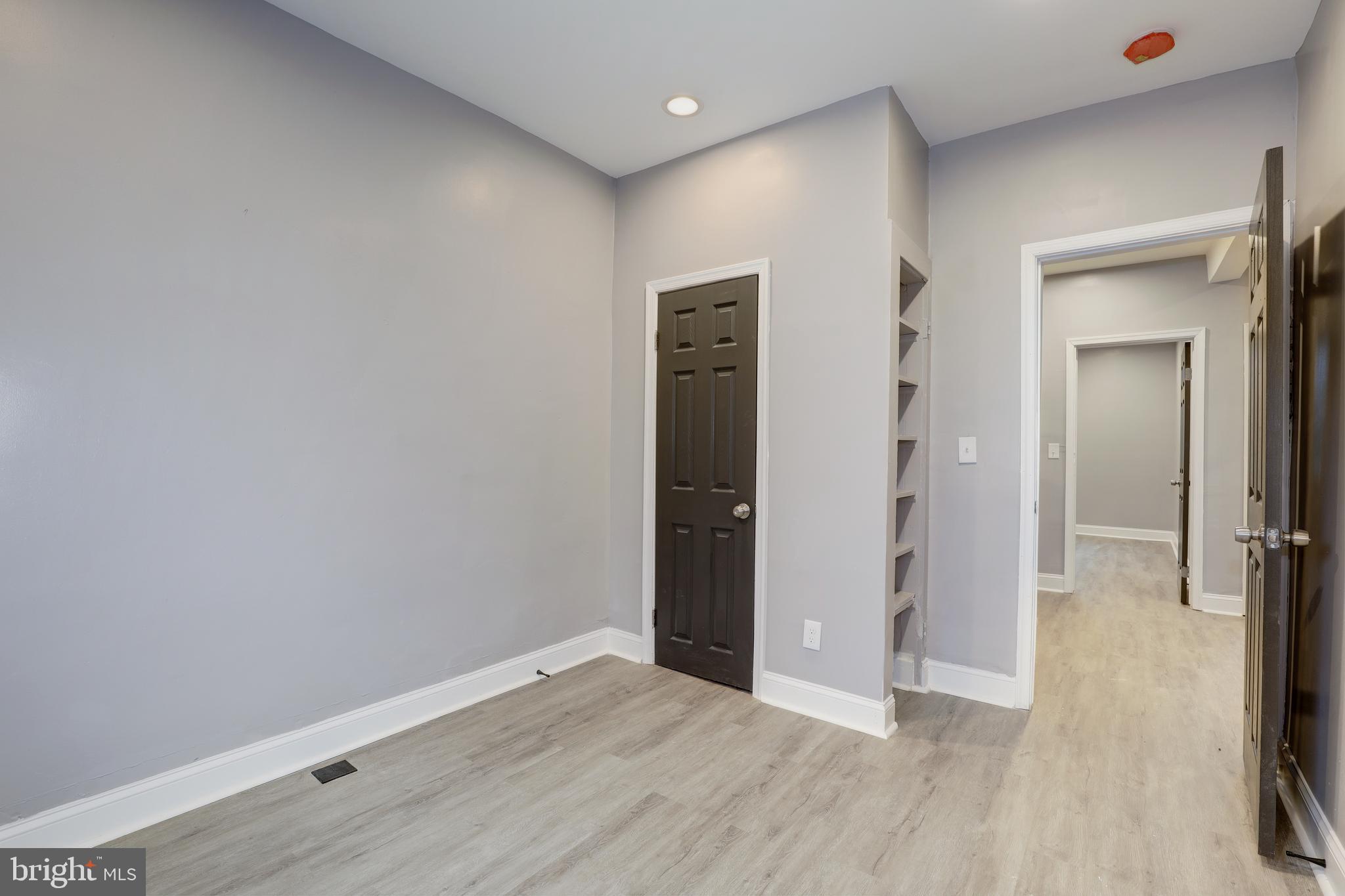 OAKENSHAWE - Residential