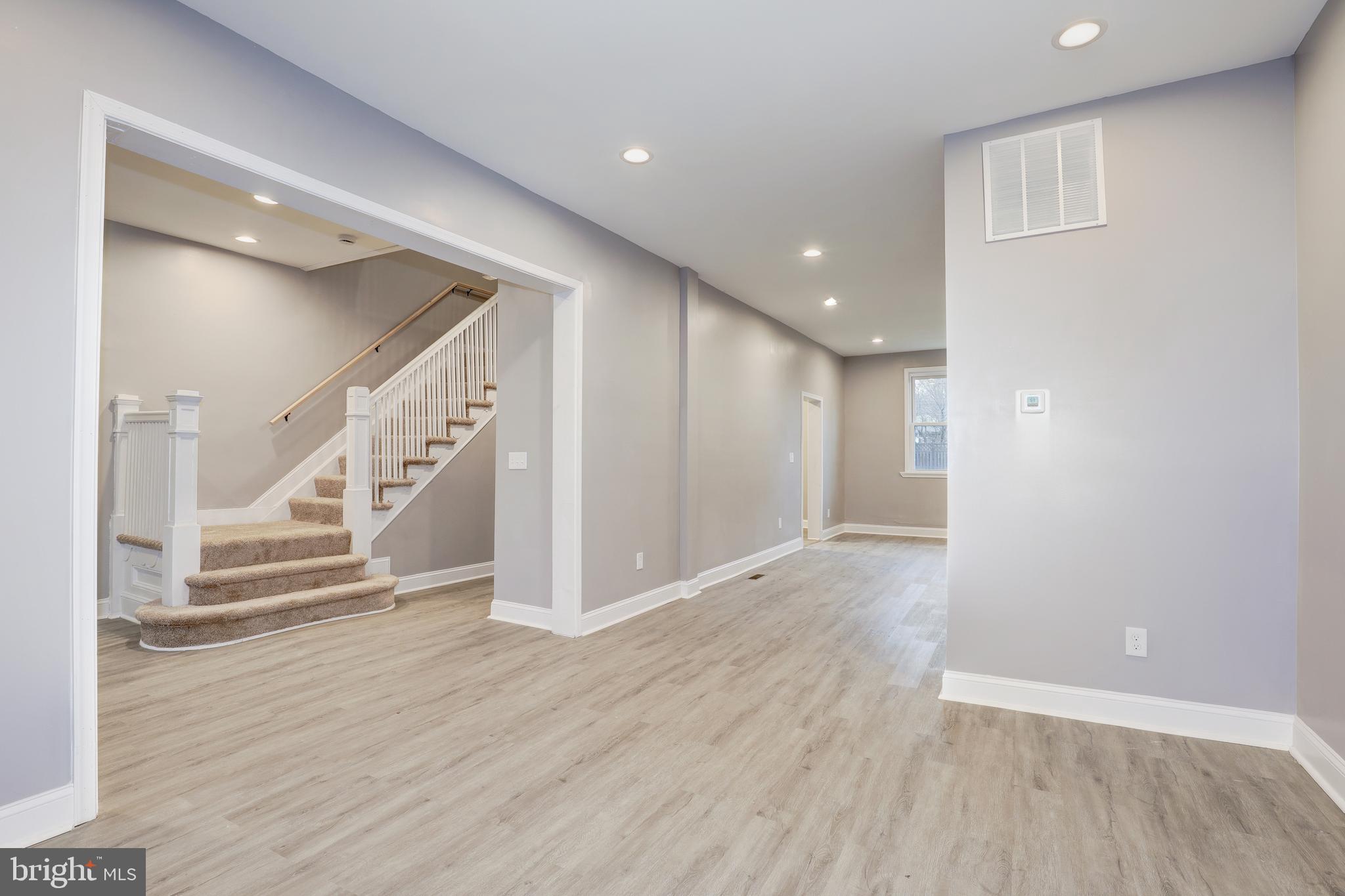 OAKENSHAWE - Residential