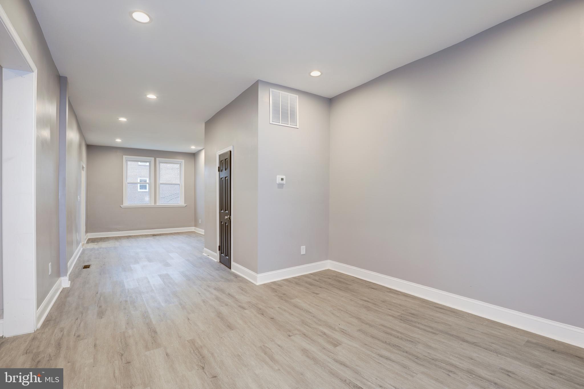 OAKENSHAWE - Residential