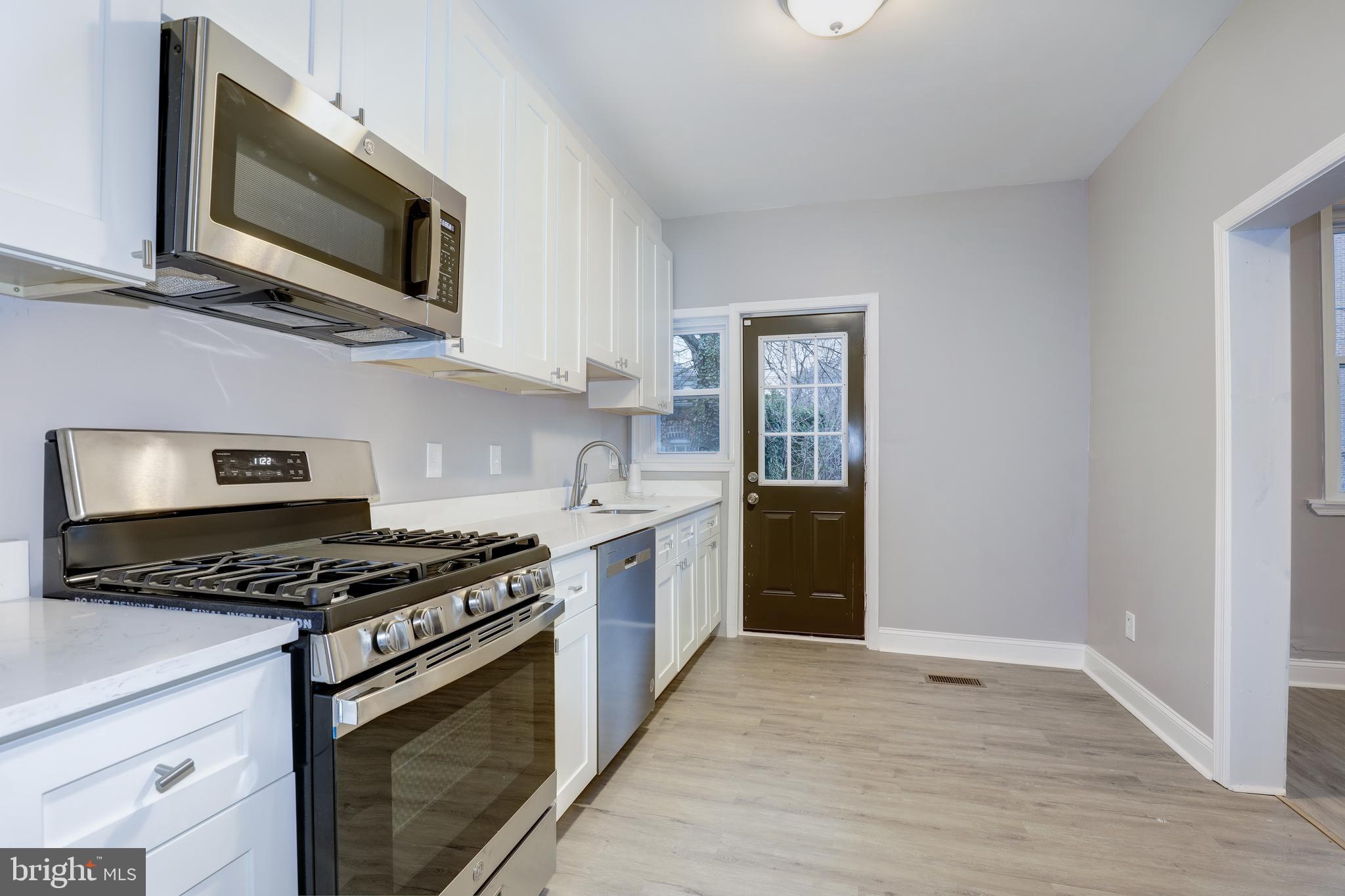 OAKENSHAWE - Residential