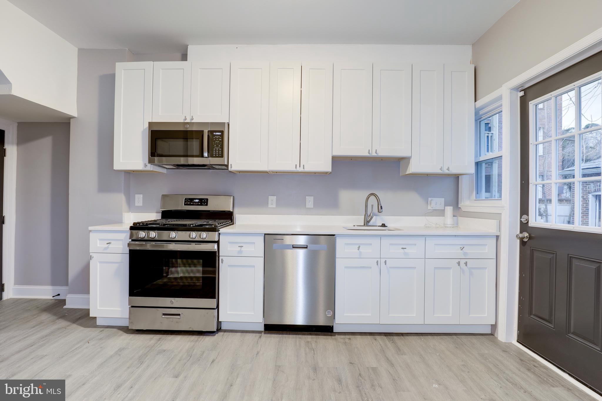 OAKENSHAWE - Residential