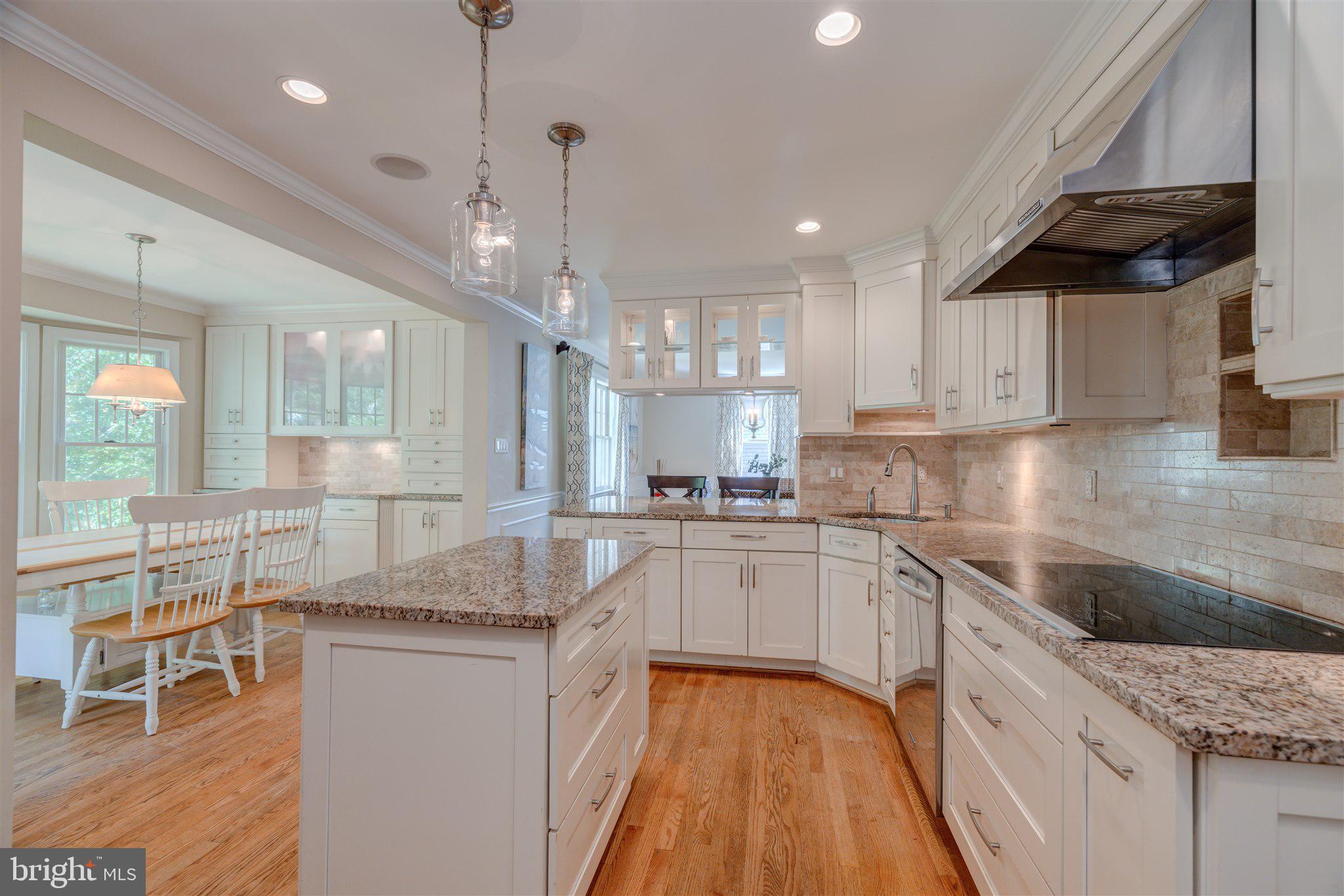 RIVER FALLS - Residential