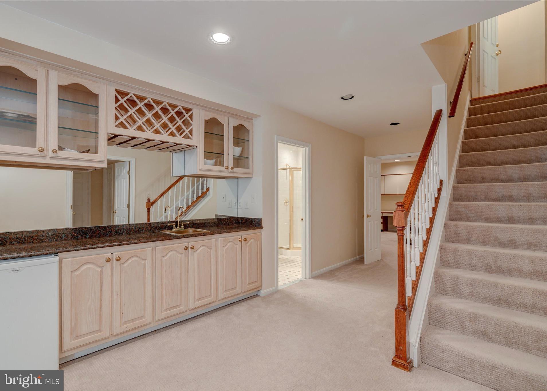 RIVER FALLS - Residential