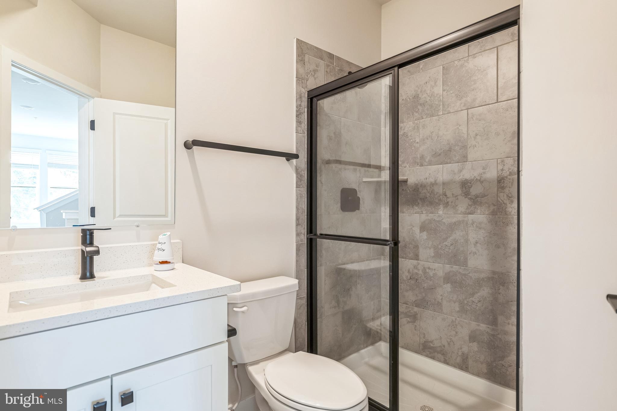 MEDFIELD - Residential