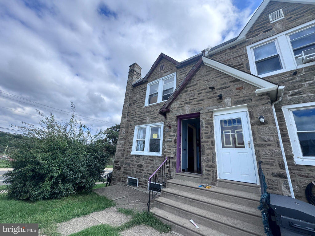 Photo of 3301 Chippendale Street, PHILADELPHIA, PA 19136 (MLS # PAPH2683644)