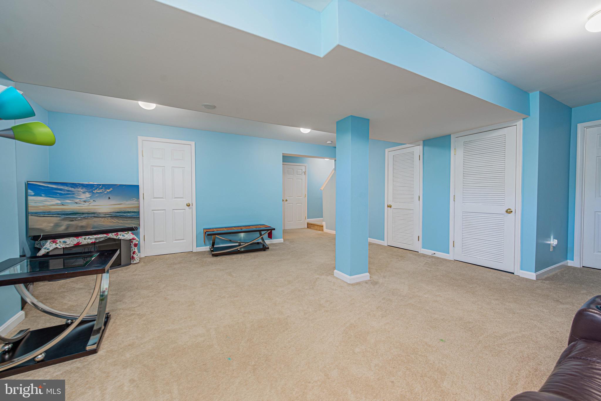 HARBOR POINTE - Residential