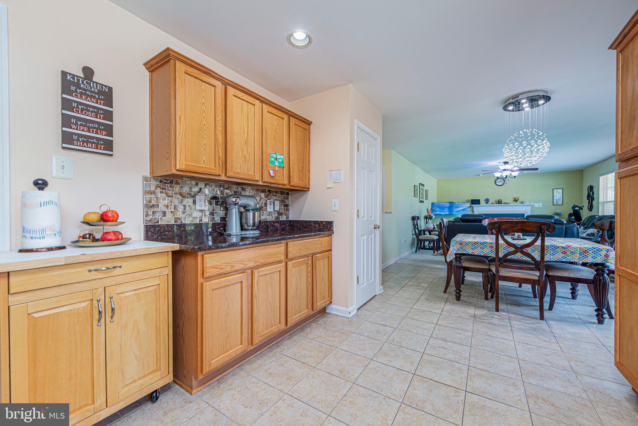 HARBOR POINTE - Residential