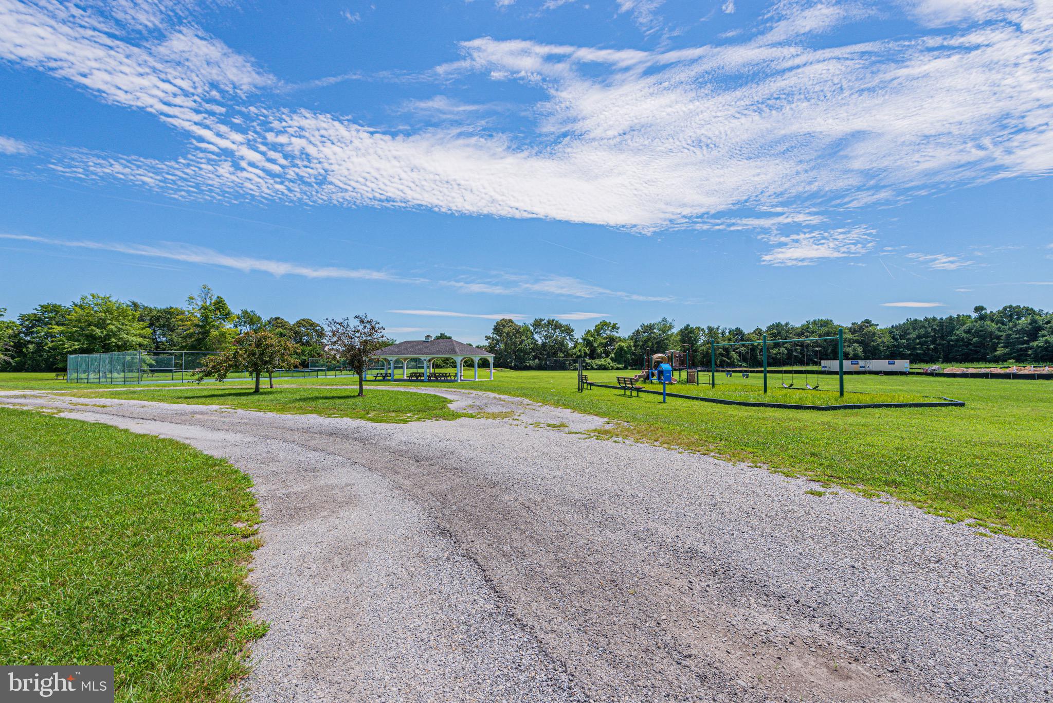 HARBOR POINTE - Residential