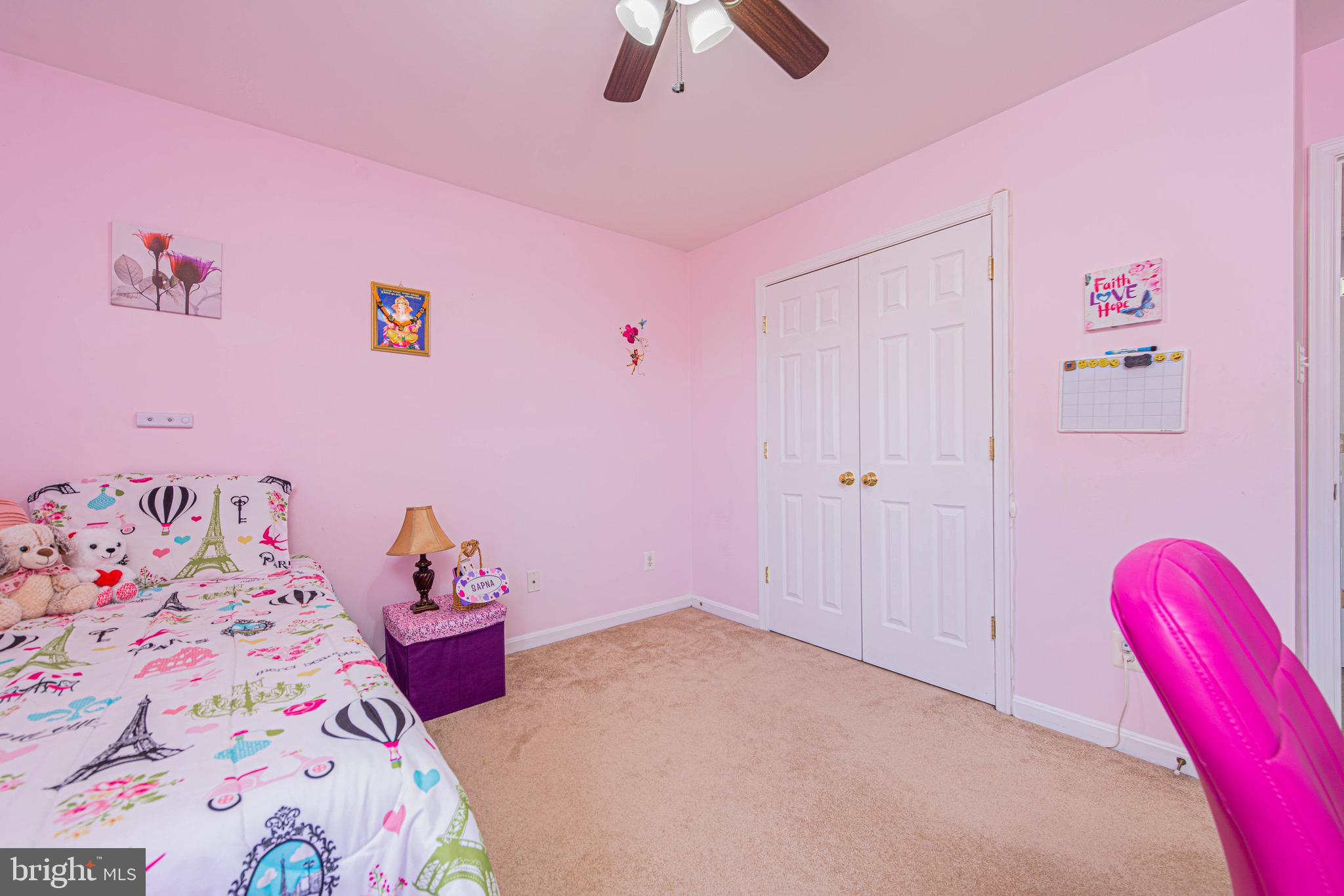 HARBOR POINTE - Residential