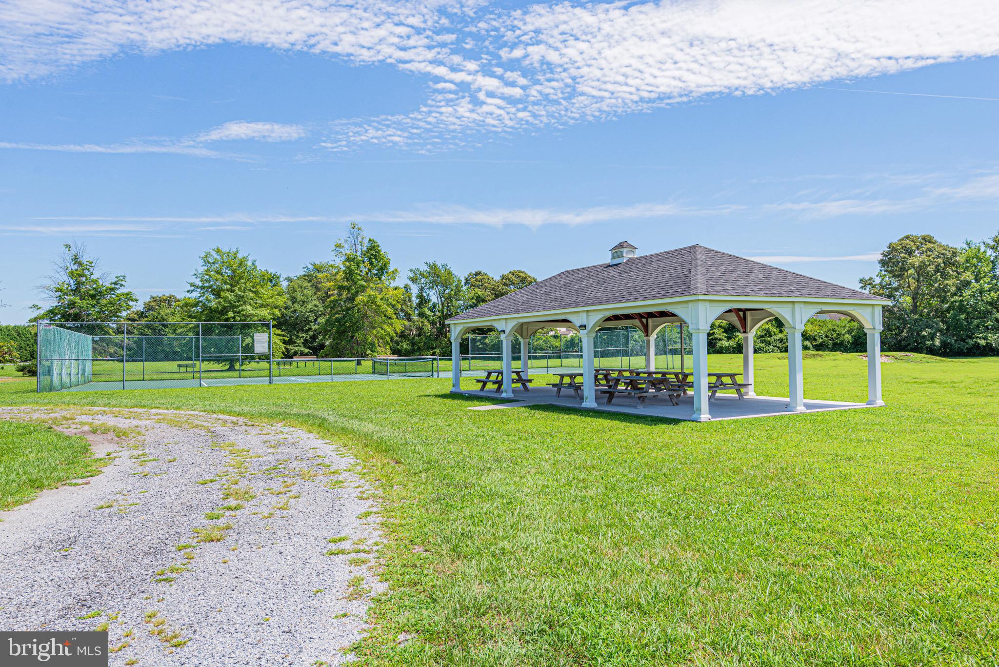HARBOR POINTE - Residential