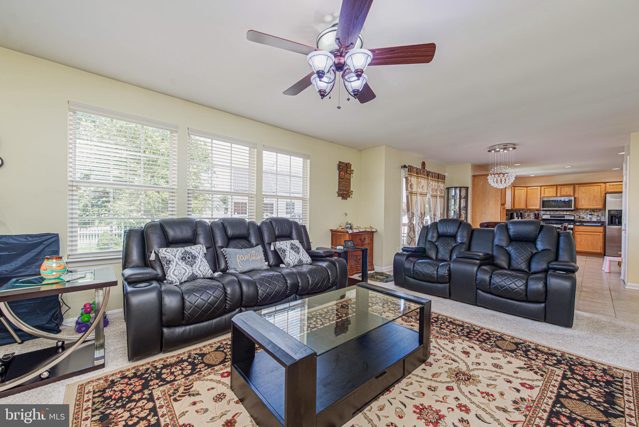 HARBOR POINTE - Residential