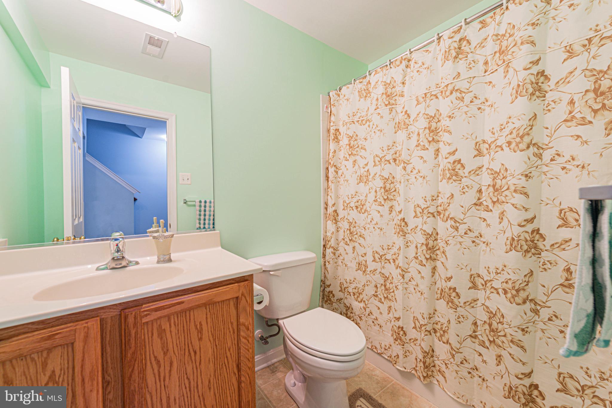 HARBOR POINTE - Residential