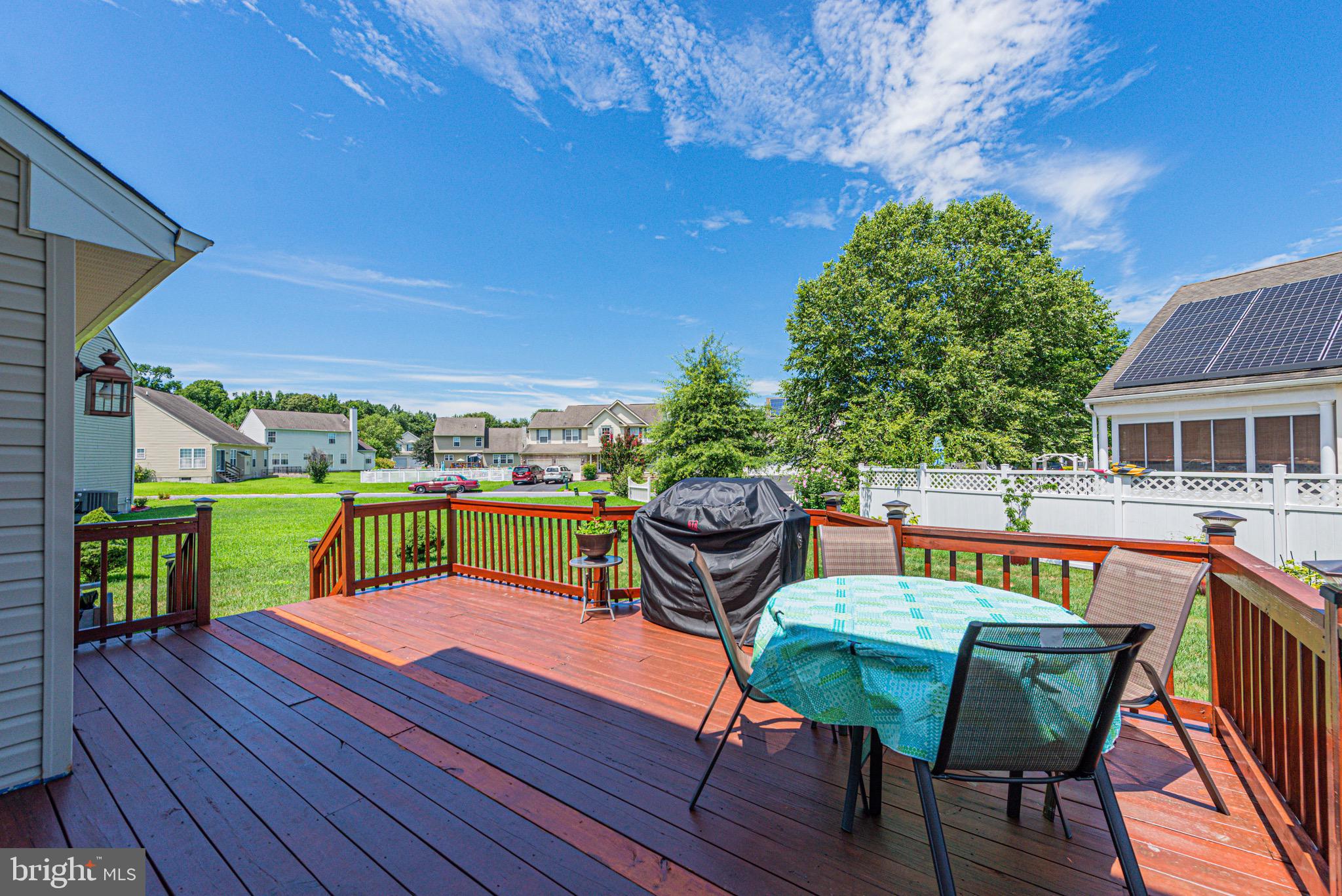 HARBOR POINTE - Residential