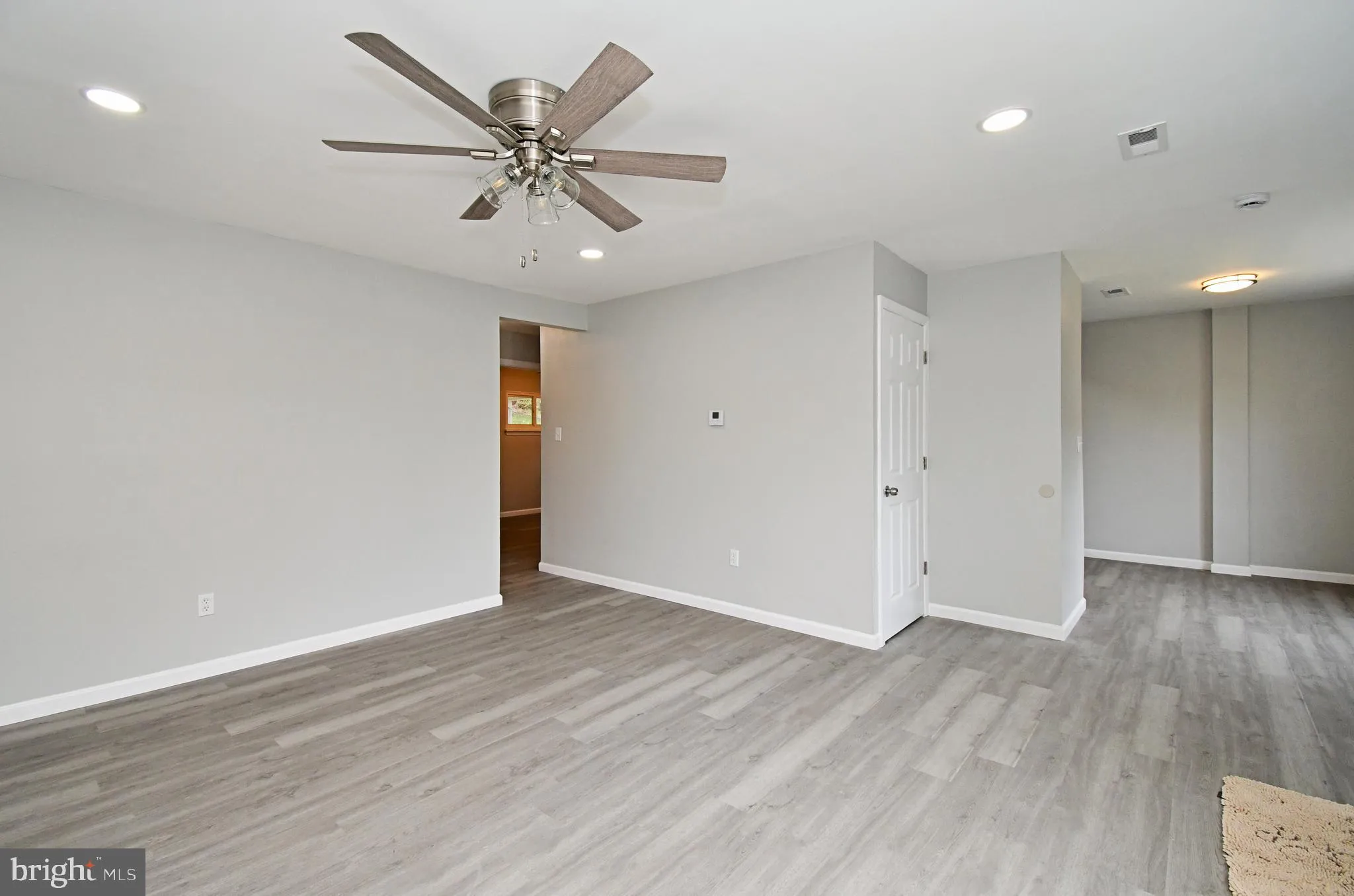 Abington, Pennsylvania 19001, United States, 4 Bedrooms Bedrooms, ,2 BathroomsBathrooms,Residential,Pending,113636