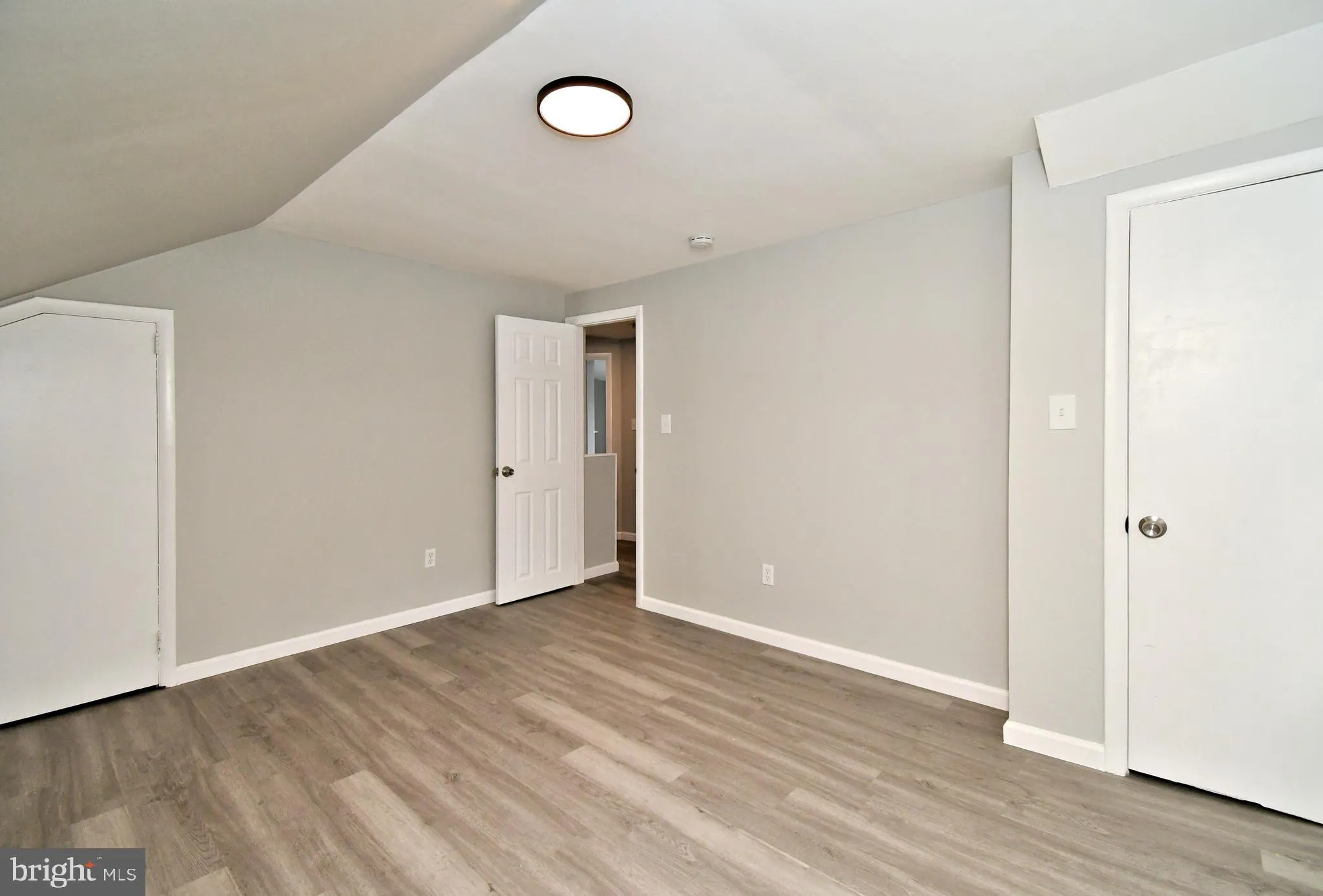 Abington, Pennsylvania 19001, United States, 4 Bedrooms Bedrooms, ,2 BathroomsBathrooms,Residential,Pending,113636