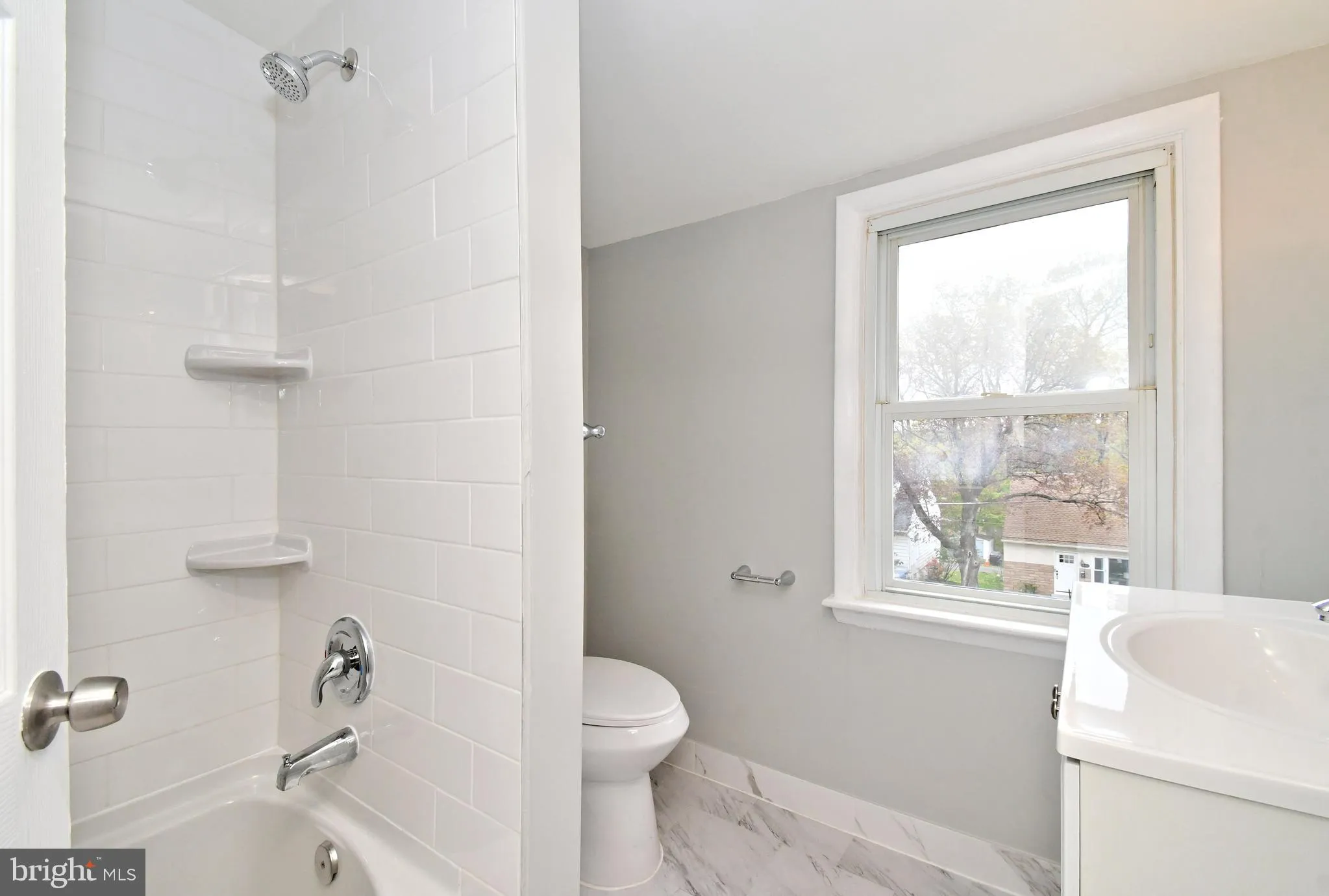 Abington, Pennsylvania 19001, United States, 4 Bedrooms Bedrooms, ,2 BathroomsBathrooms,Residential,Pending,113636