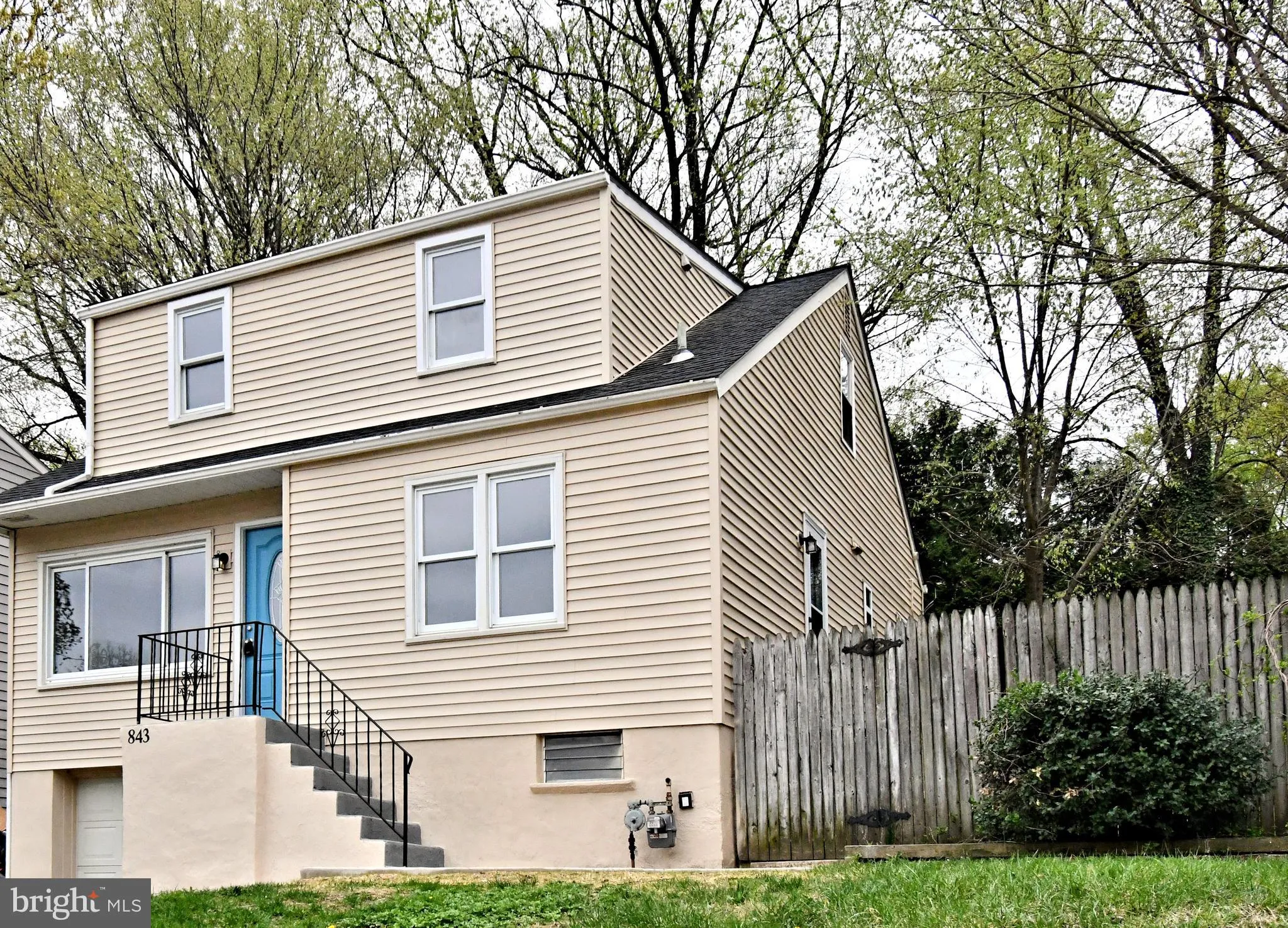 Abington, Pennsylvania 19001, United States, 4 Bedrooms Bedrooms, ,2 BathroomsBathrooms,Residential,Pending,113636
