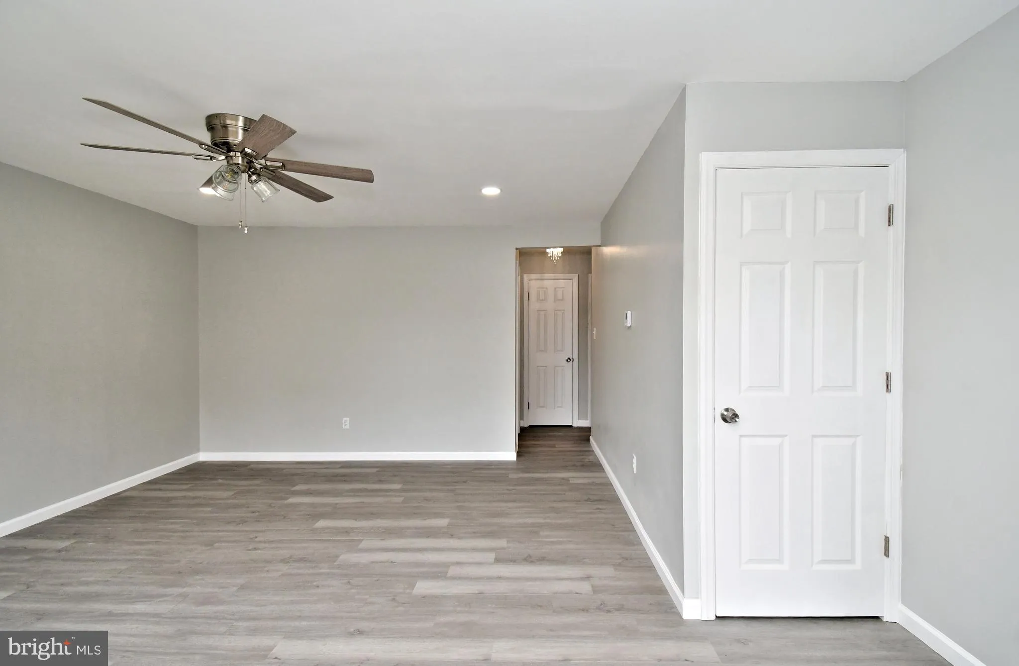 Abington, Pennsylvania 19001, United States, 4 Bedrooms Bedrooms, ,2 BathroomsBathrooms,Residential,Pending,113636