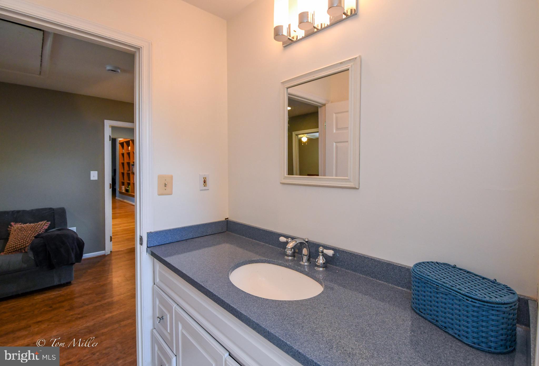 GLEN ARM - Residential