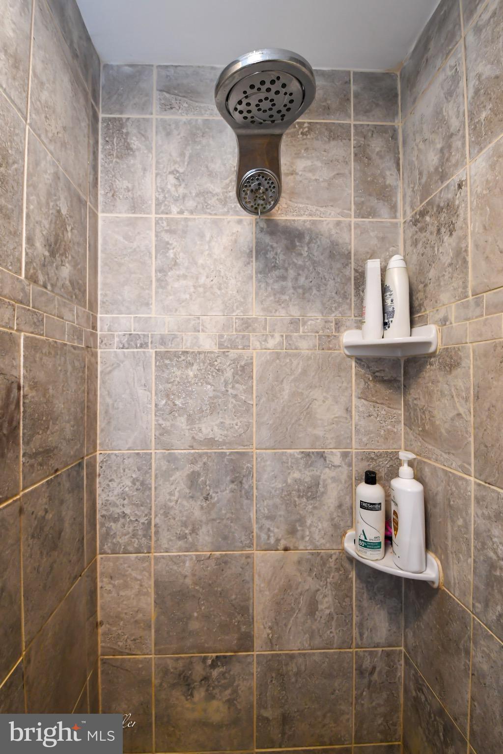 GLEN ARM - Residential