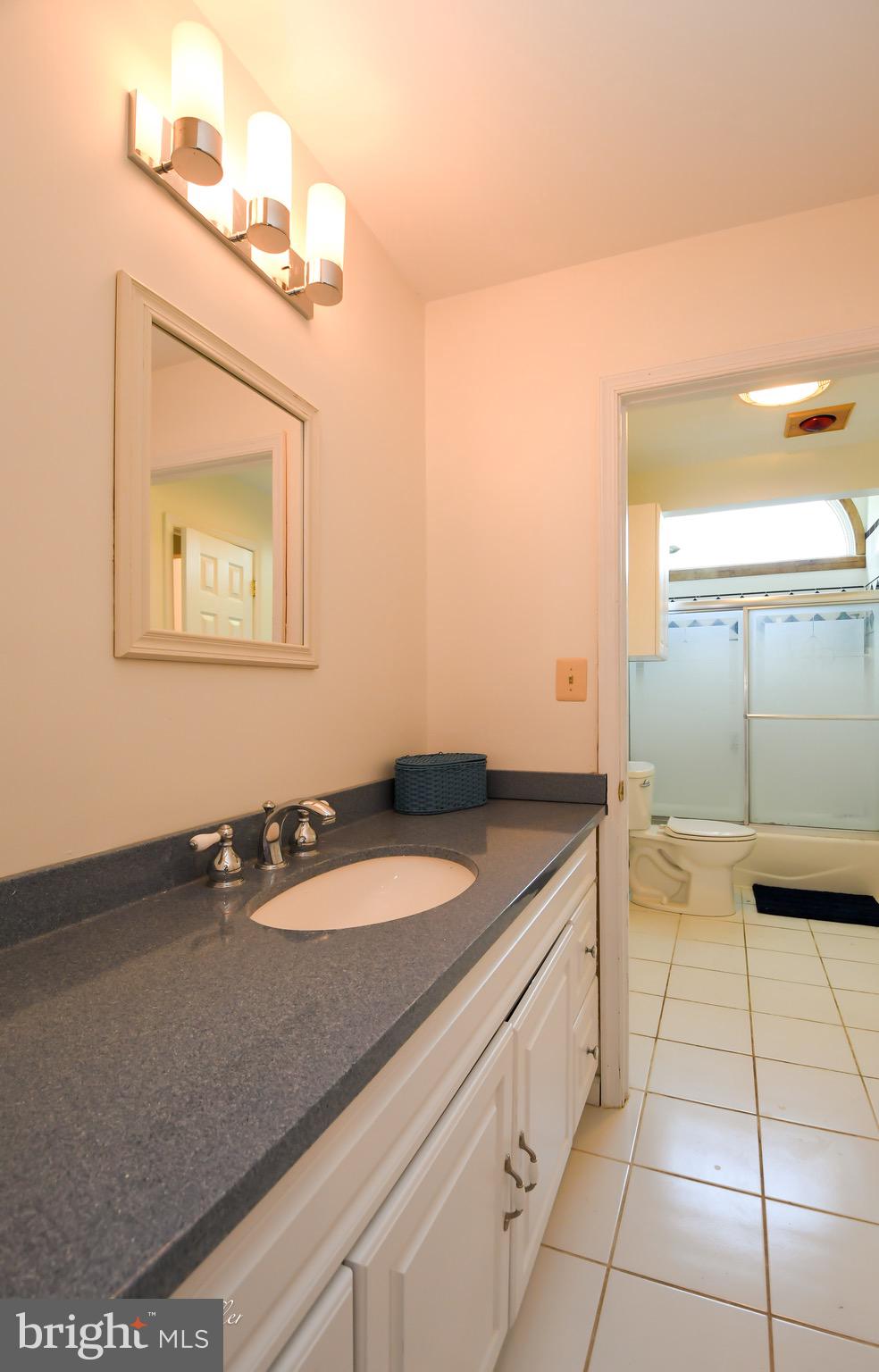 GLEN ARM - Residential