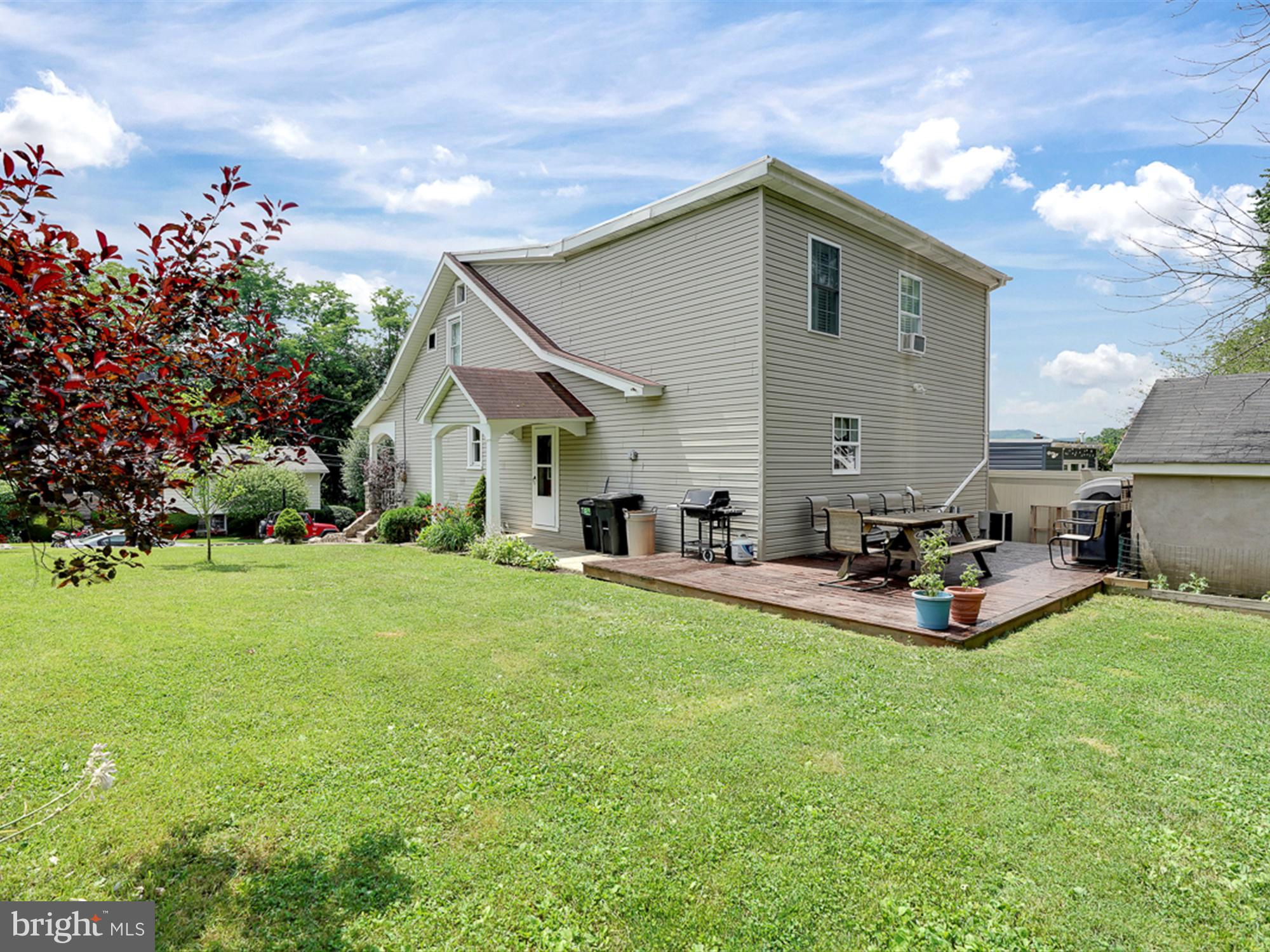 POTTSVILLE - Residential