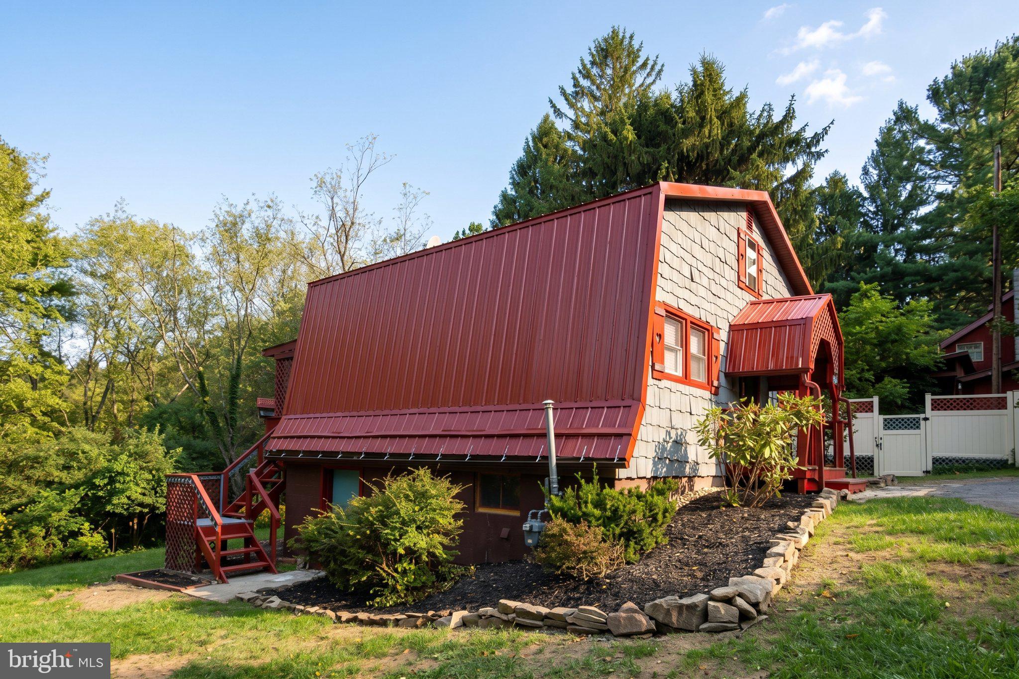 619 HOTEL ROAD
