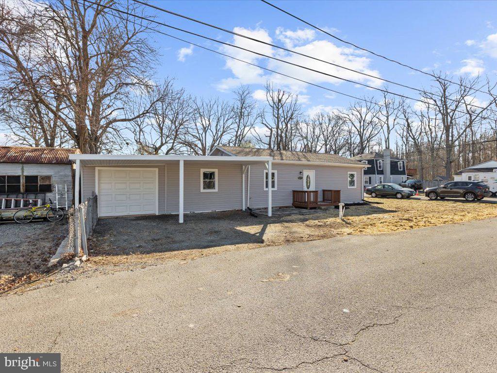 CEDARHURST ON THE BAY - Residential