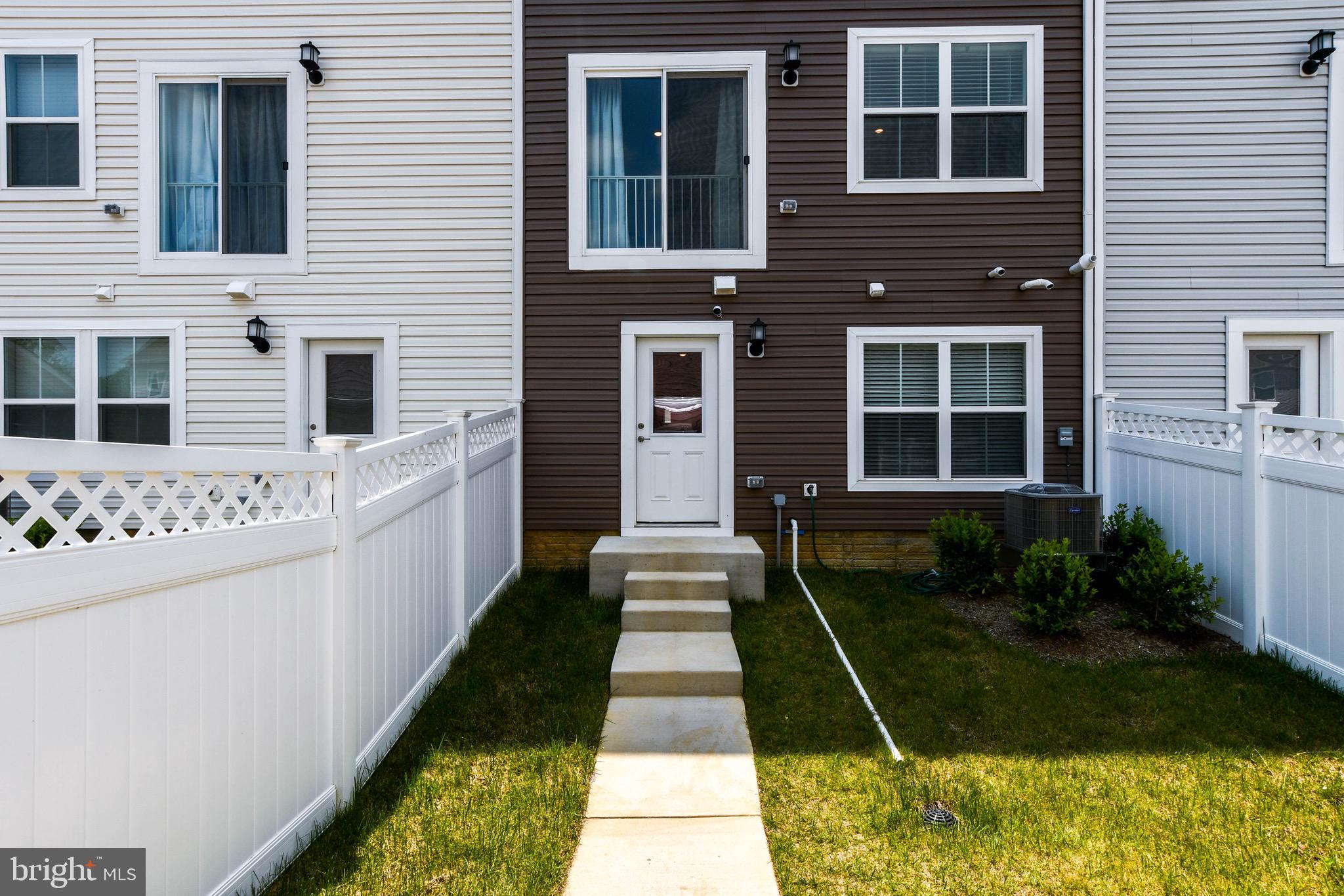 STONEHAVEN - Residential