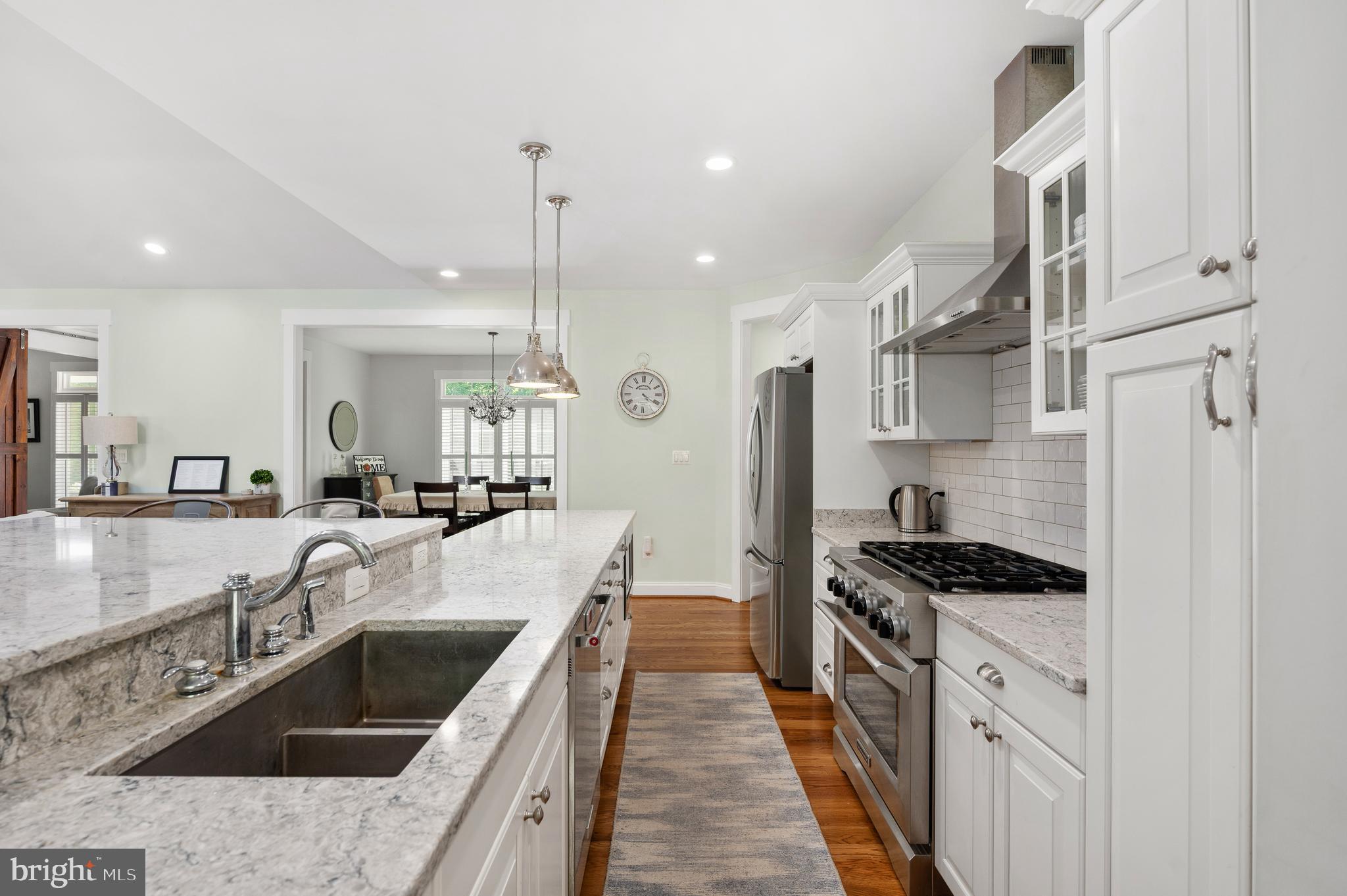 MEADOWLAND - Residential