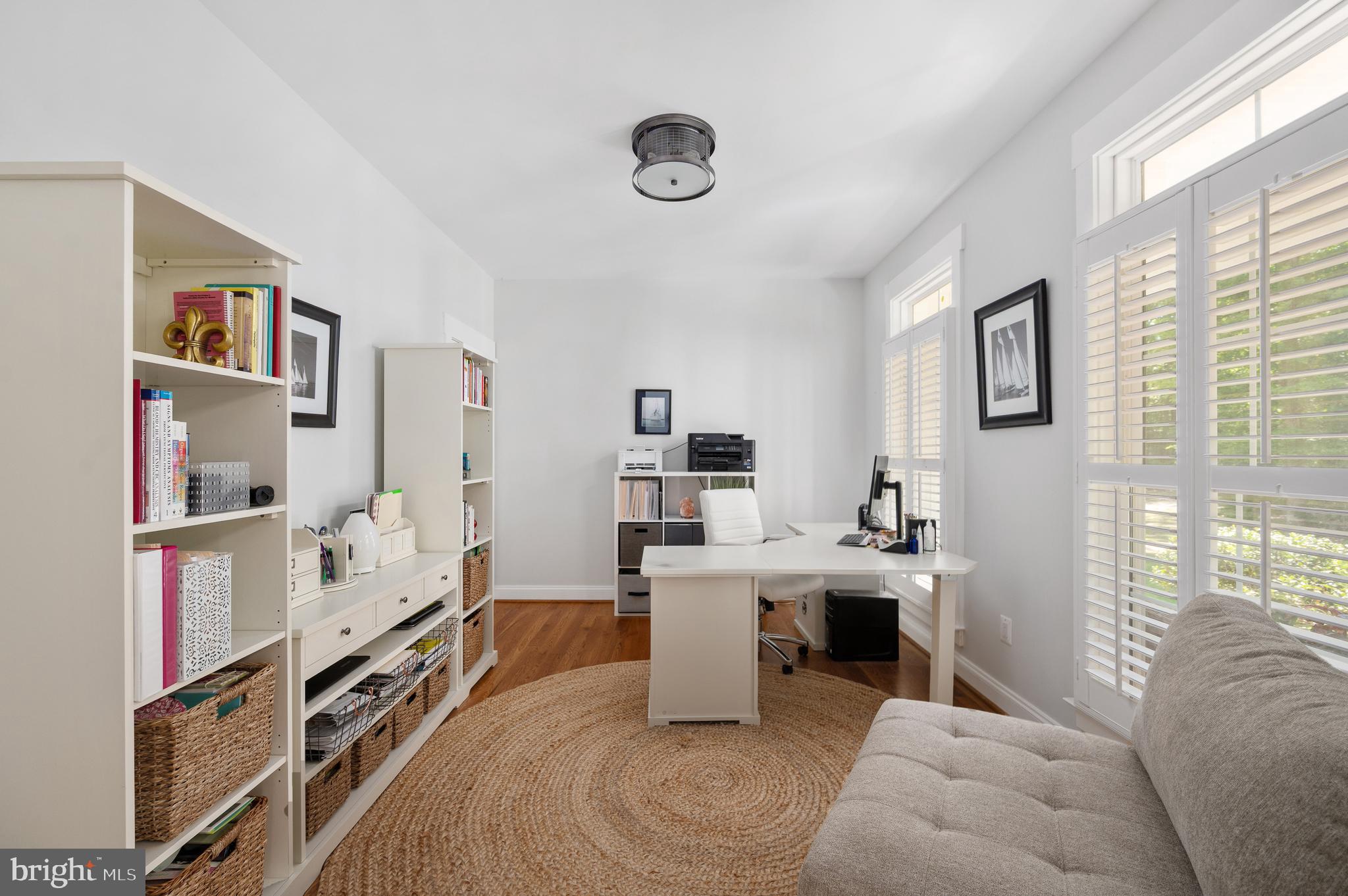 MEADOWLAND - Residential