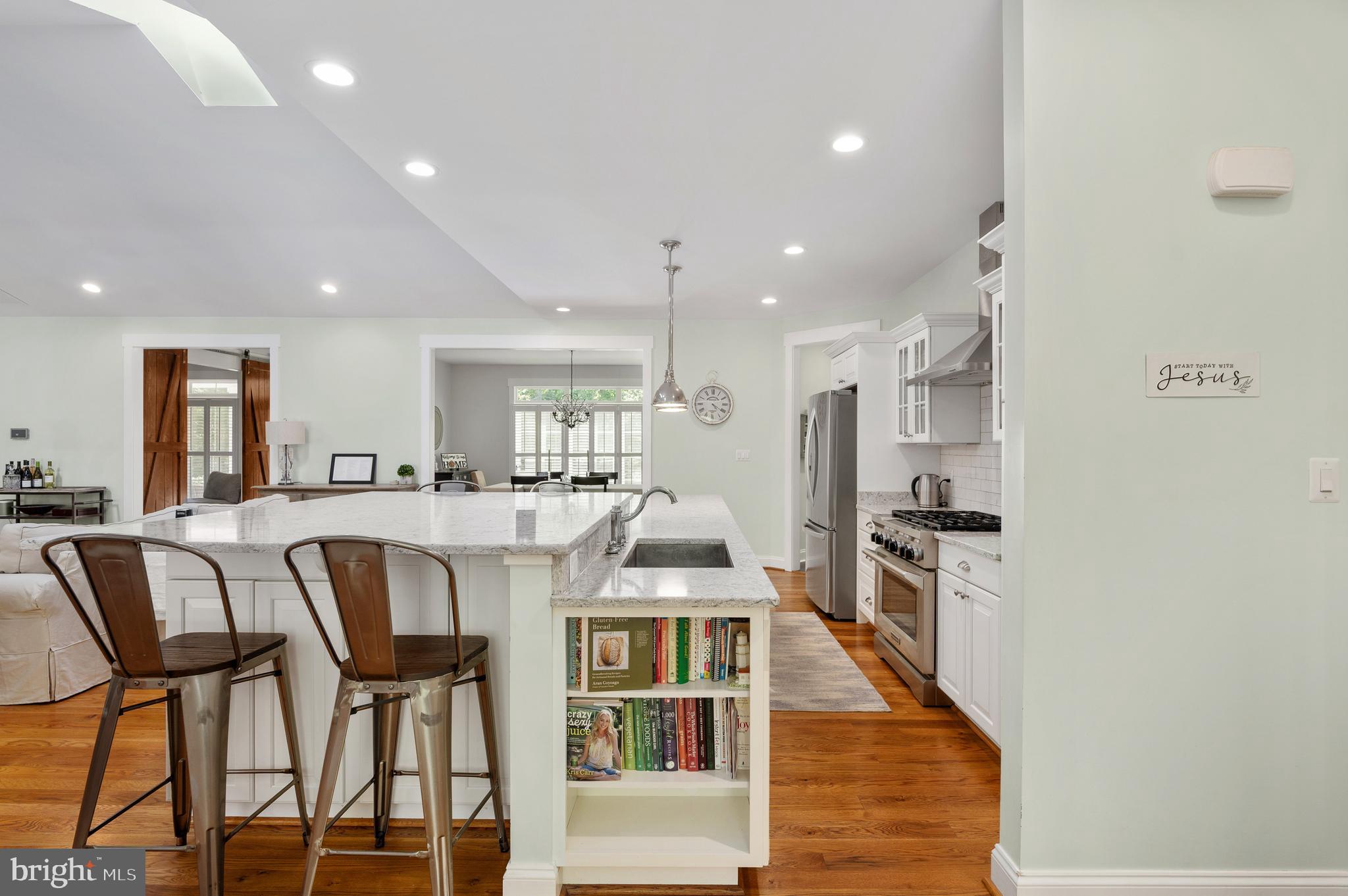 MEADOWLAND - Residential