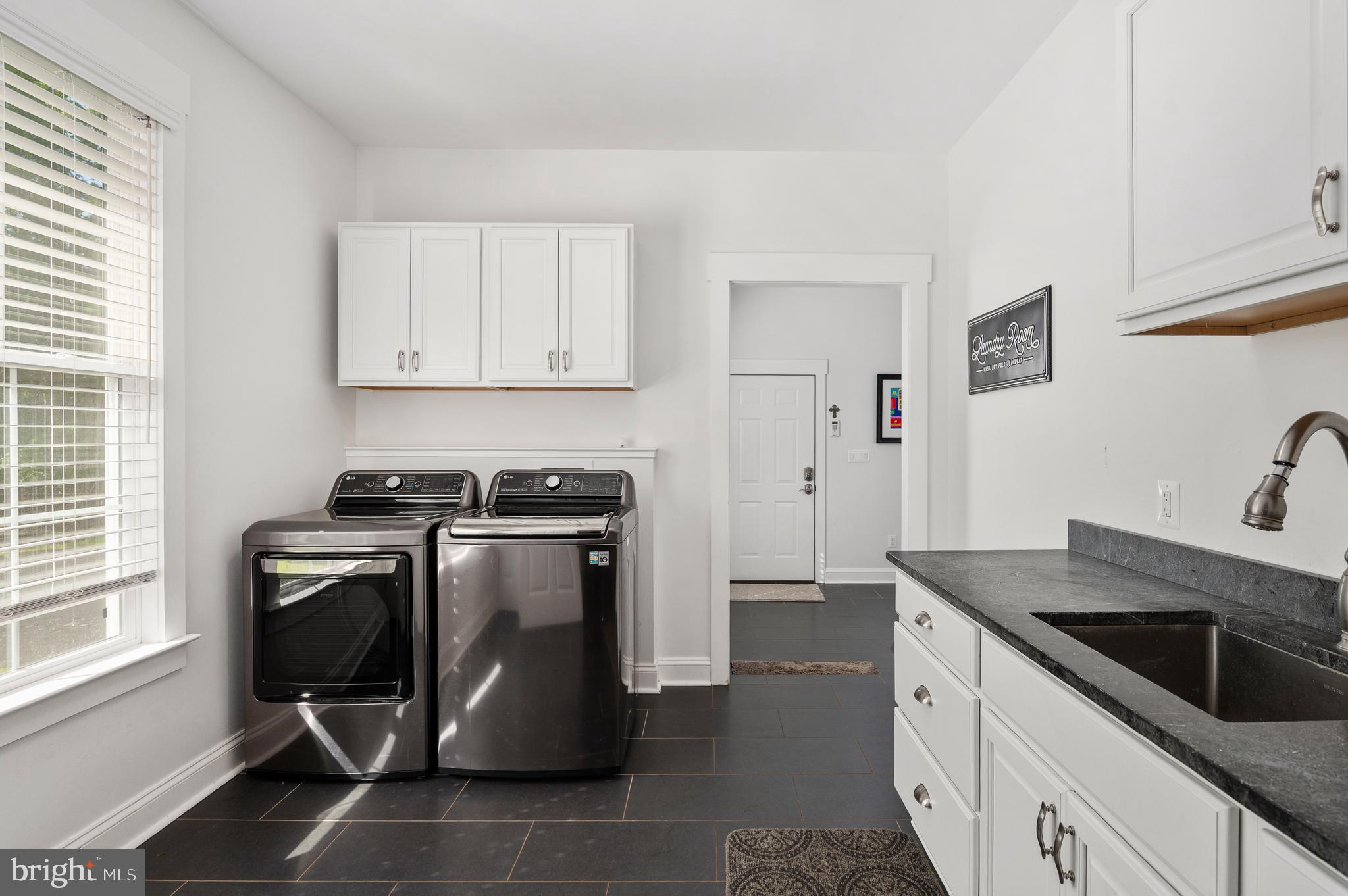 MEADOWLAND - Residential