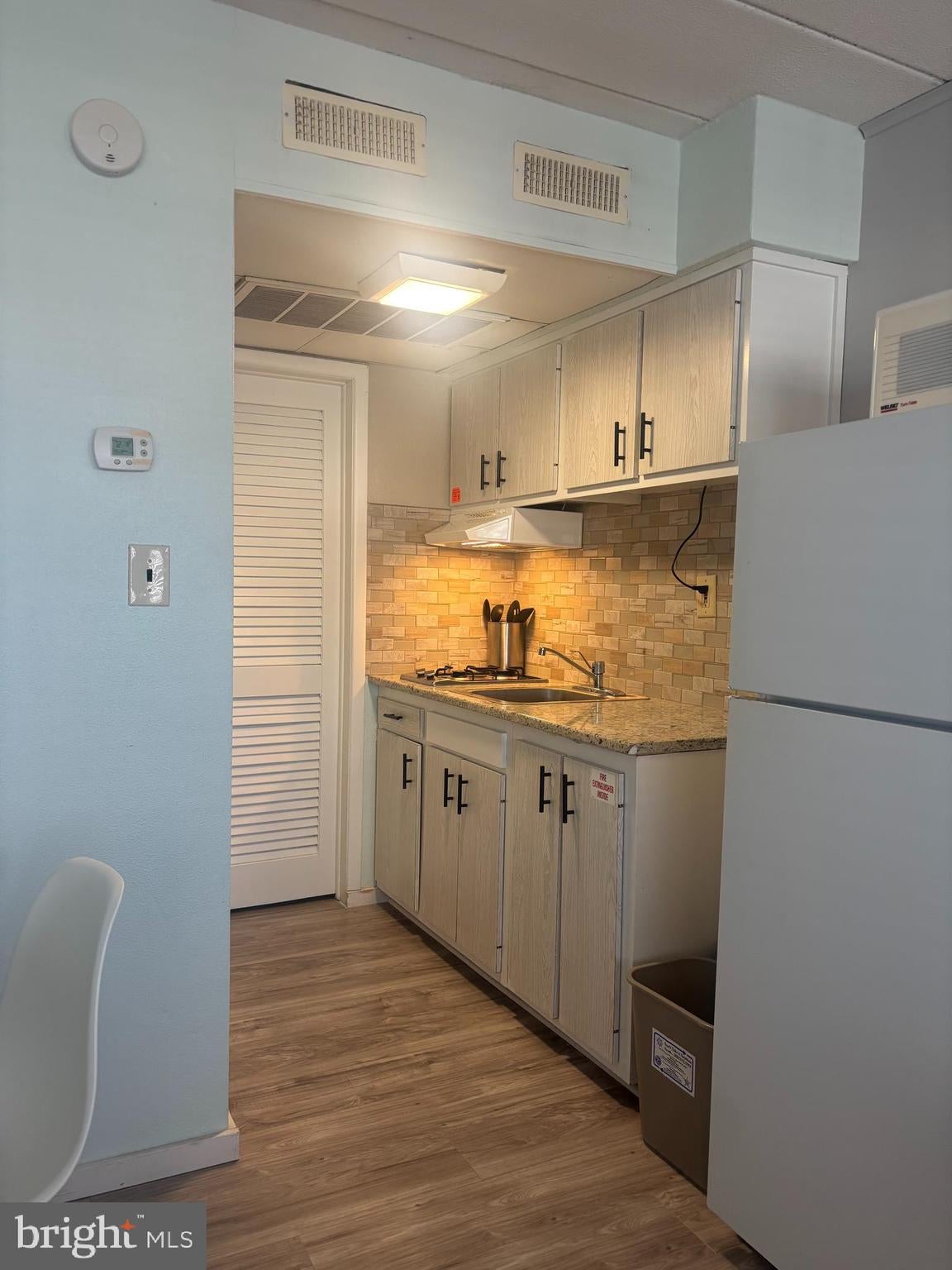 2101 SURF AVENUE 204