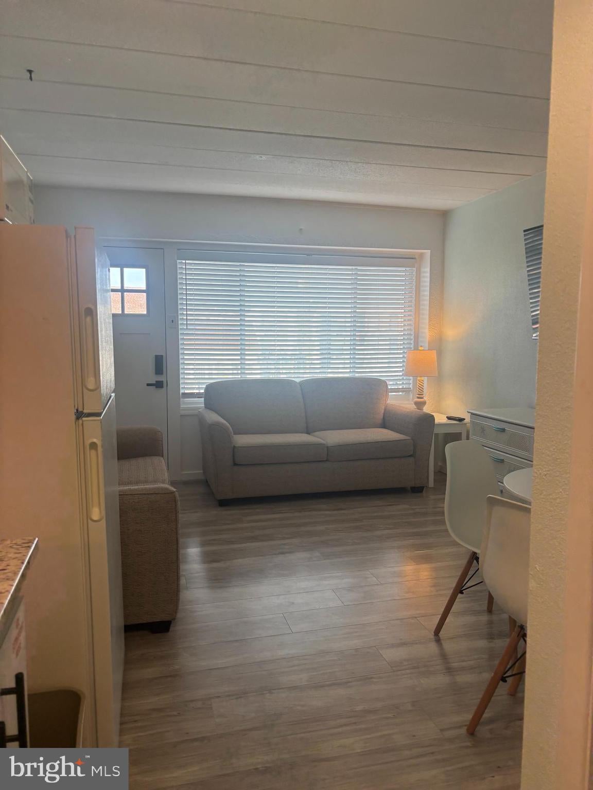 2101 SURF AVENUE 204