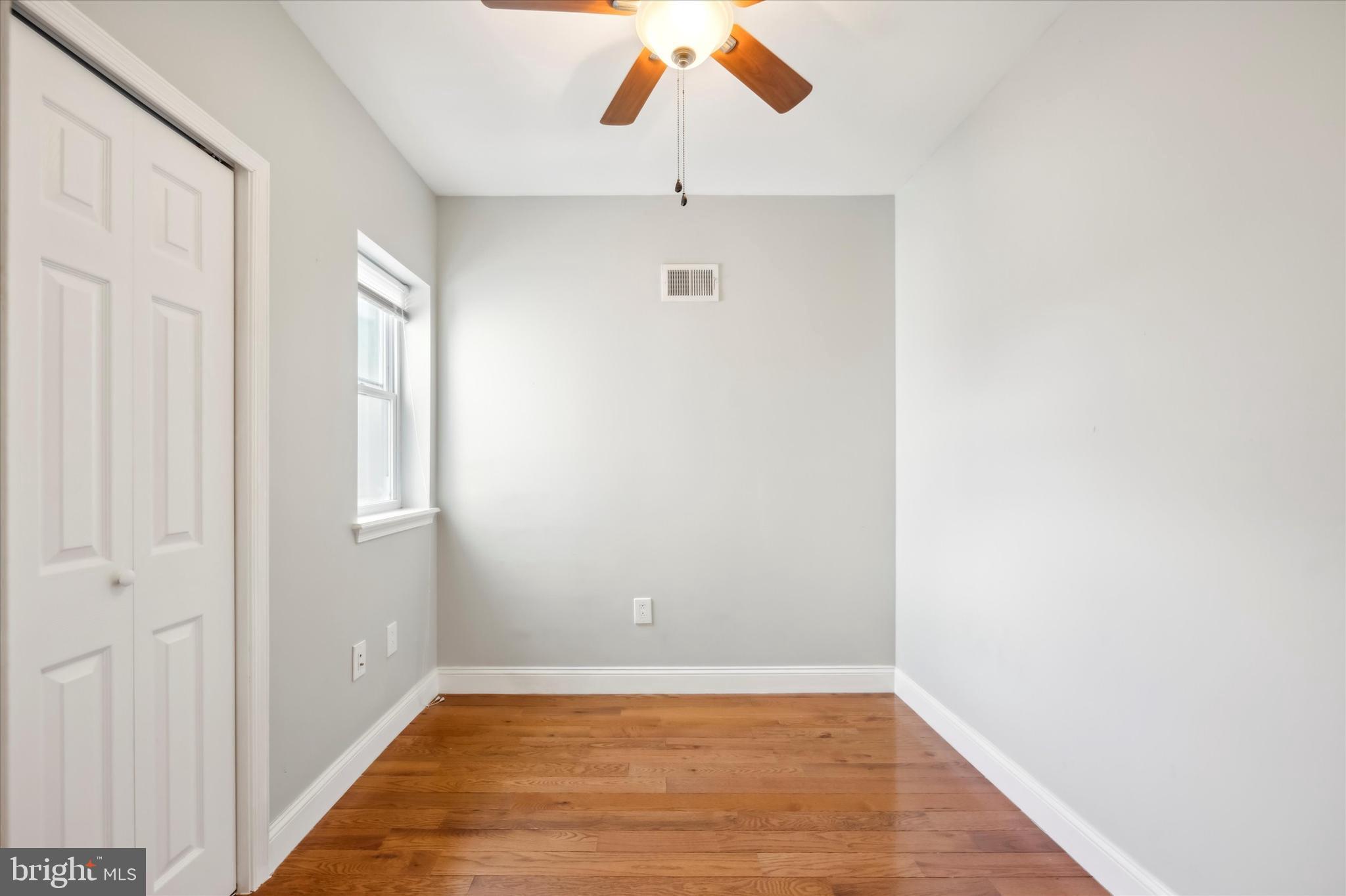 POINT BREEZE - Residential Lease