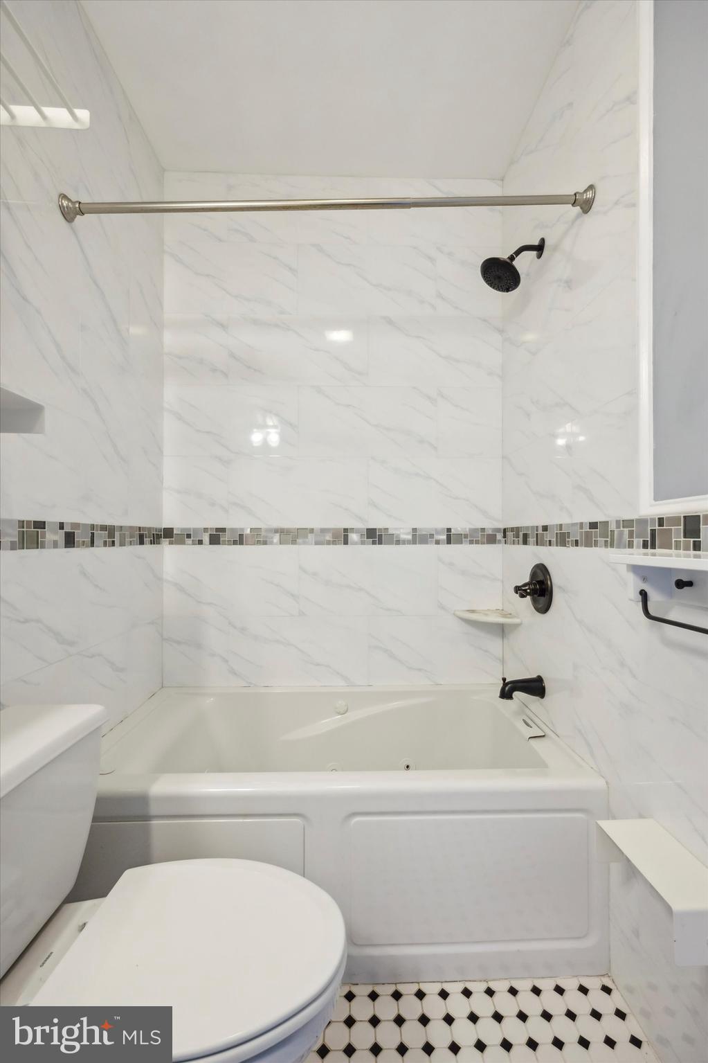 POINT BREEZE - Residential Lease