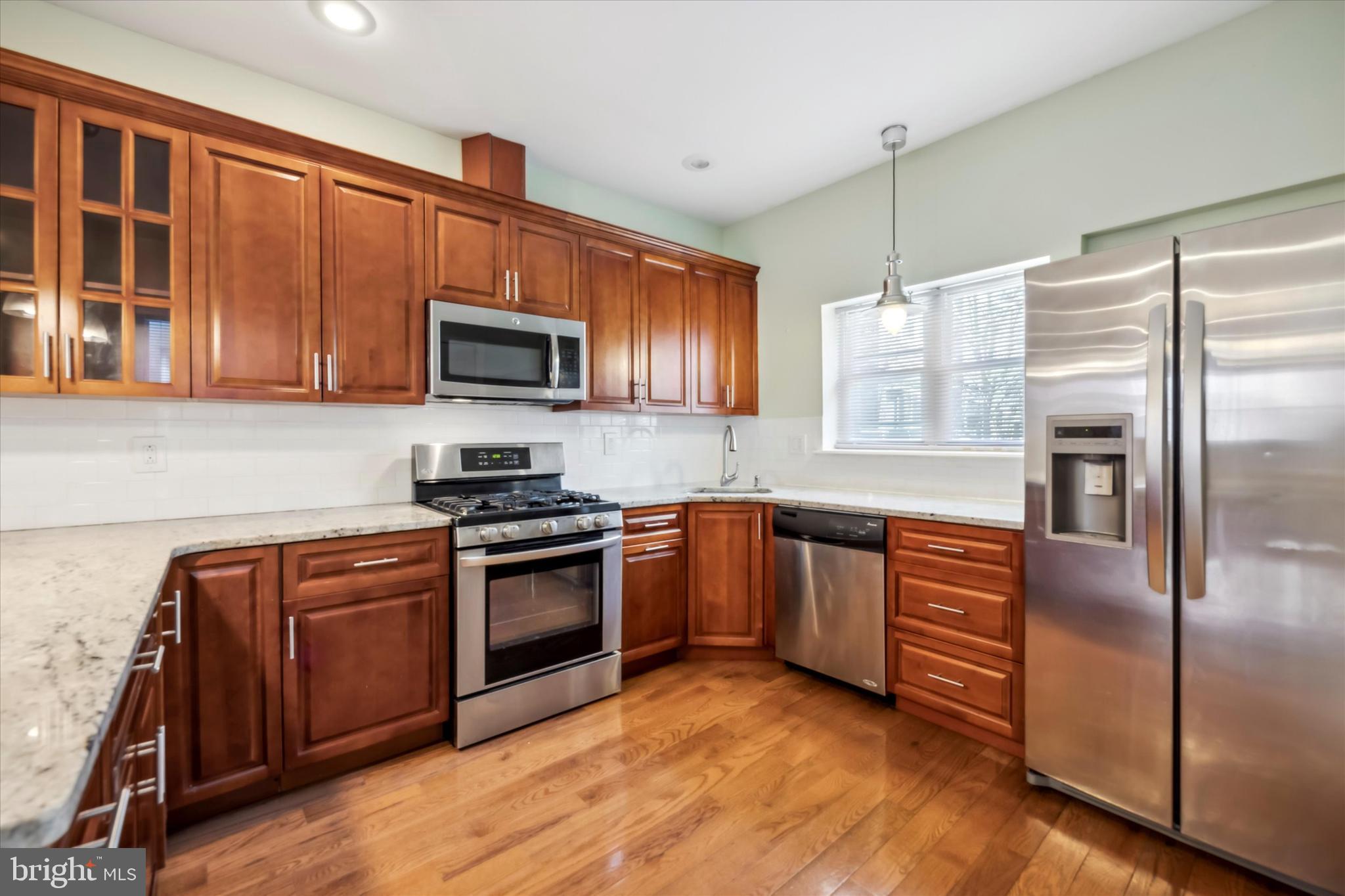 POINT BREEZE - Residential Lease