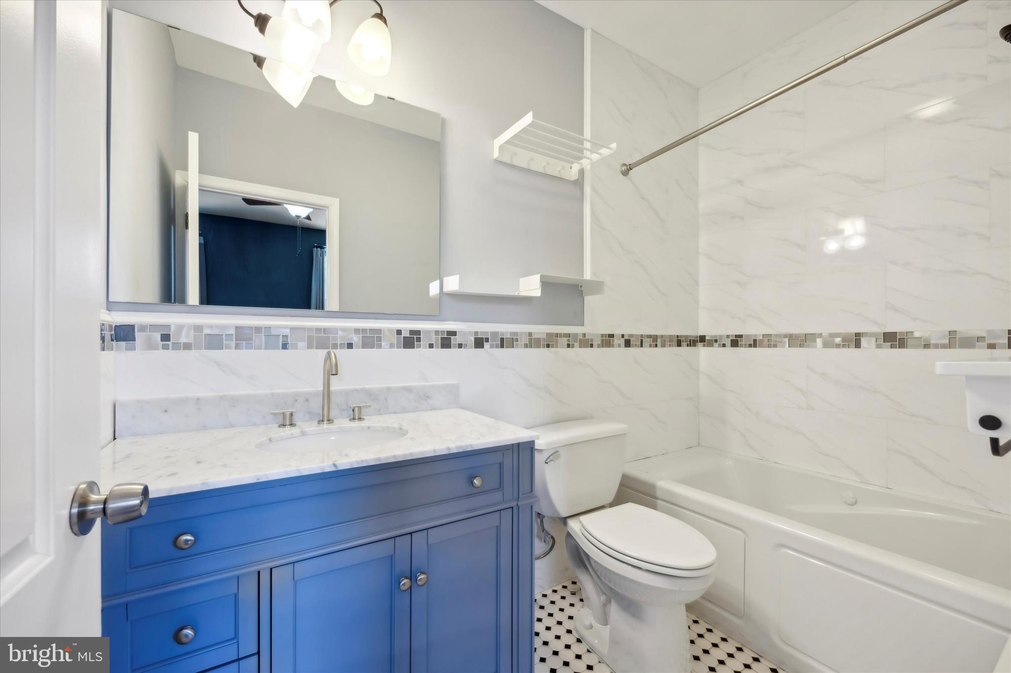 POINT BREEZE - Residential Lease