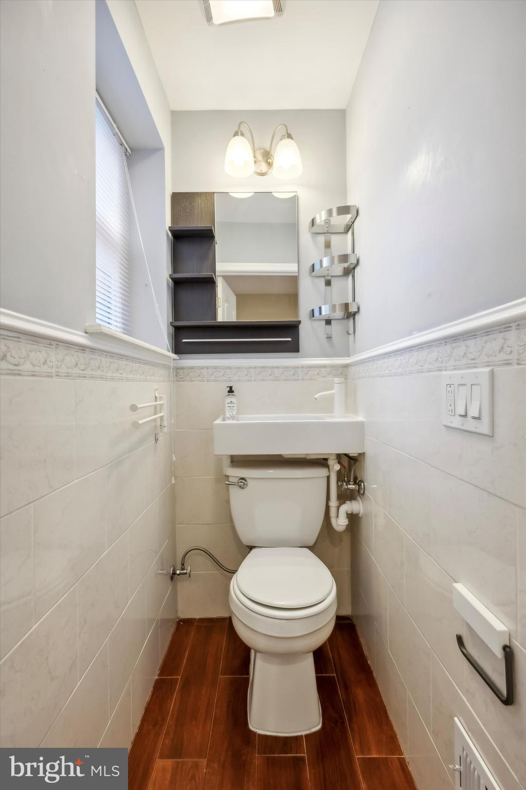 POINT BREEZE - Residential Lease