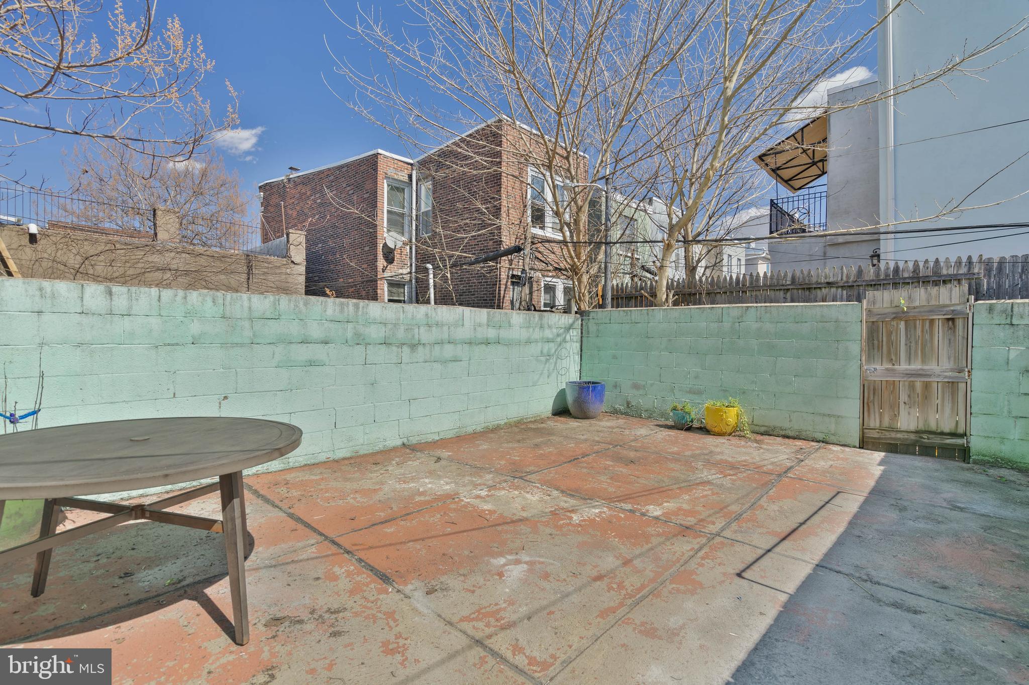 POINT BREEZE - Residential Lease