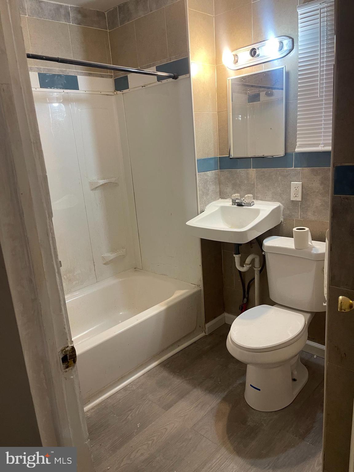 CHESTERBROOK - Residential