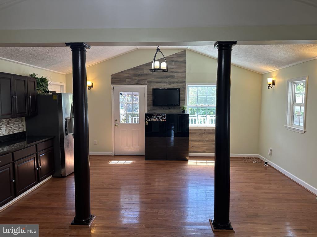 GRAY MANOR - Residential