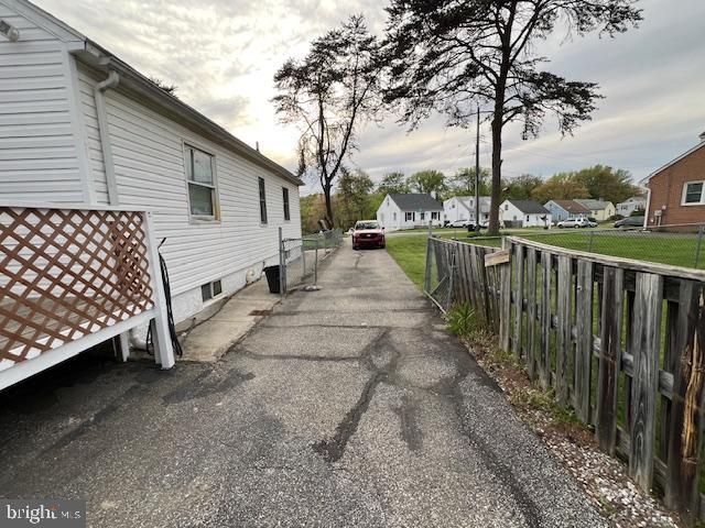 ROSEDALE - Residential