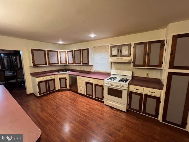 ROSEDALE - Residential