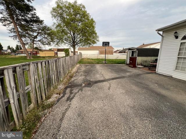 ROSEDALE - Residential